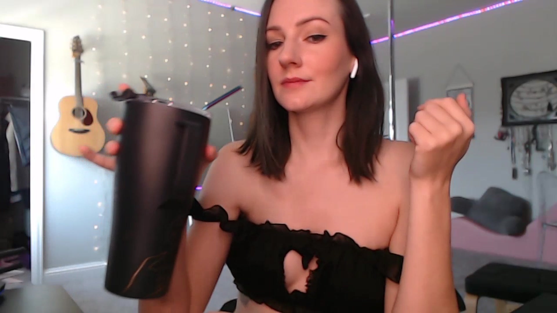 Gallery image thumbnail from MeredithBae's myfreecams stream on, 07/19/2023, 19:20 image 5 of 20