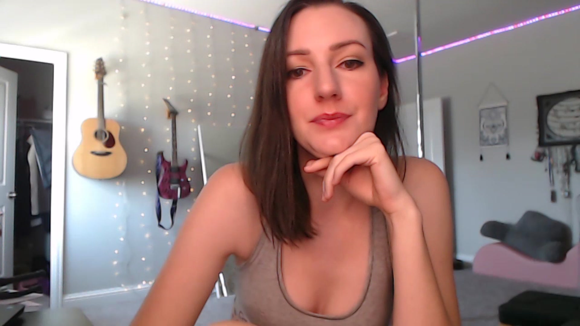 Gallery image thumbnail from MeredithBae's myfreecams stream on, 07/20/2023, 19:52 image 10 of 20
