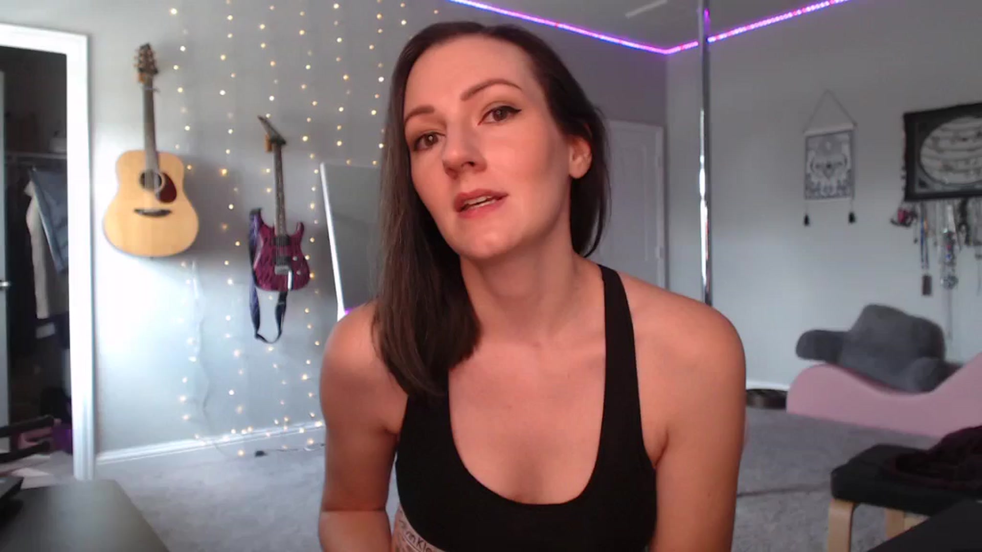 Gallery image thumbnail from MeredithBae's myfreecams stream on, 07/22/2023, 18:57 image 14 of 20