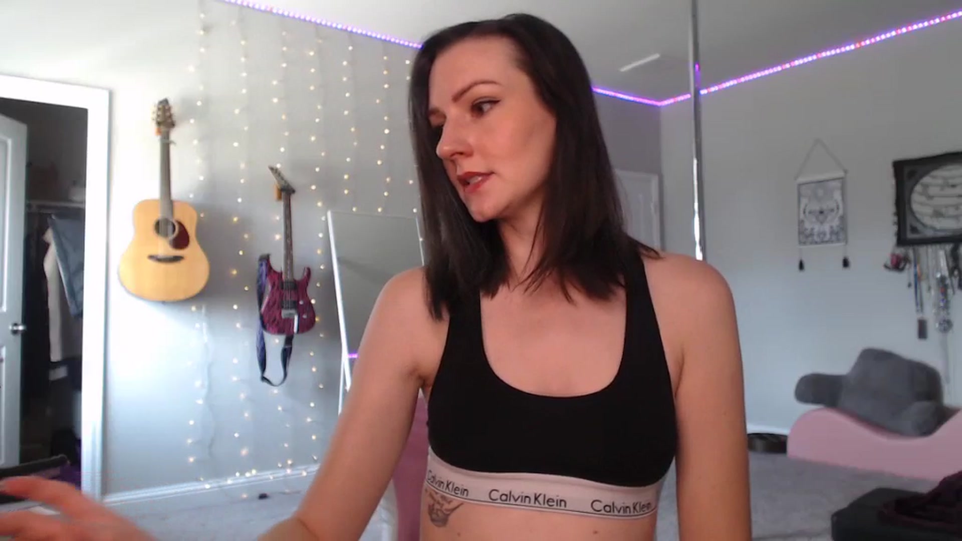 Gallery image thumbnail from MeredithBae's myfreecams stream on, 07/22/2023, 20:45 image 18 of 20