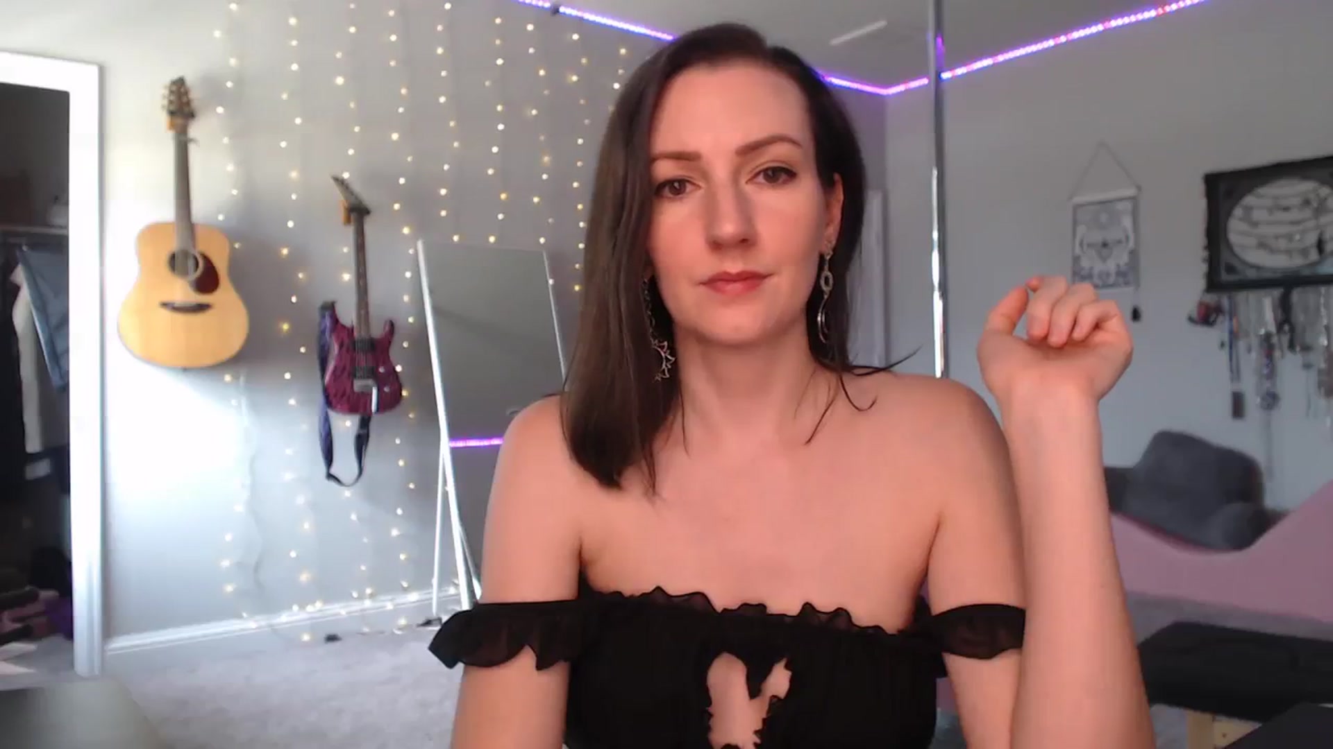 Gallery image thumbnail from MeredithBae's myfreecams stream on, 07/23/2023, 22:59 image 4 of 20