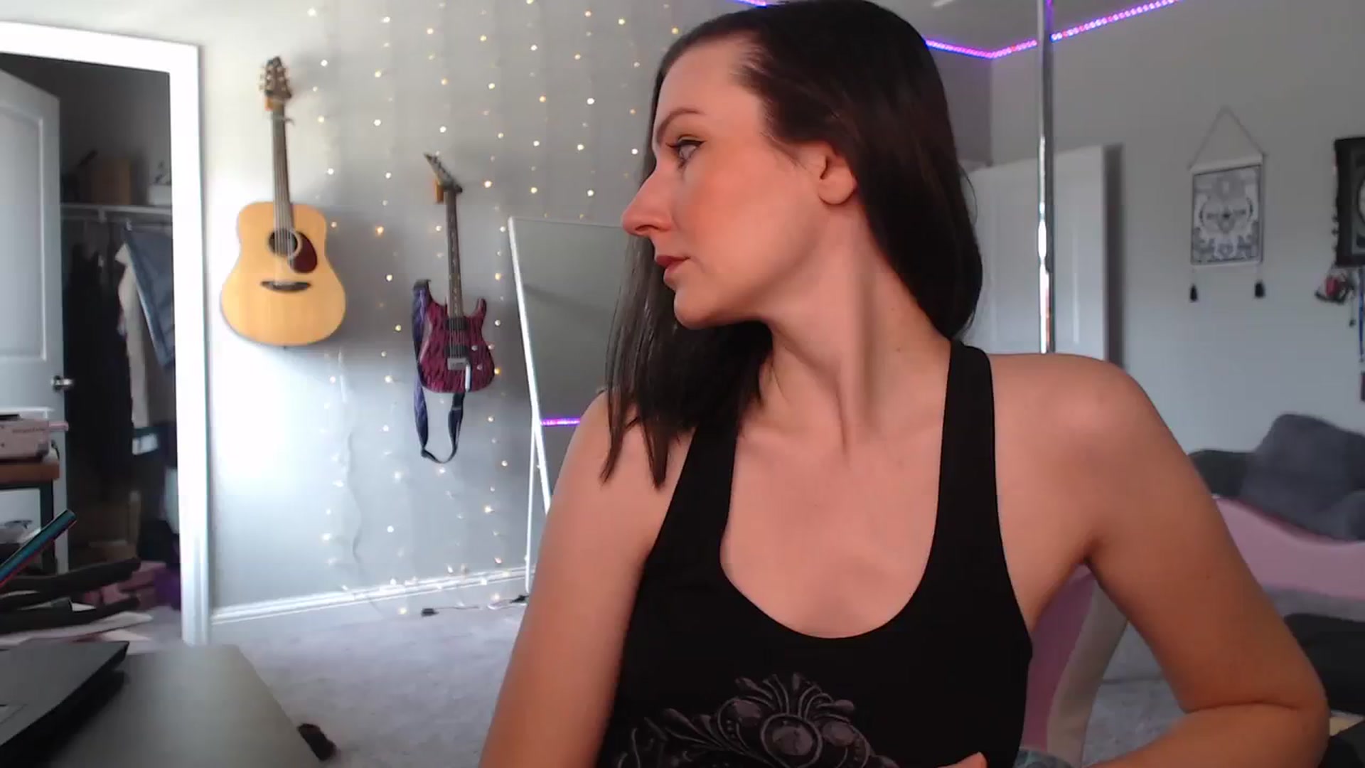 Gallery image thumbnail from MeredithBae's myfreecams stream on, 07/26/2023, 19:30 image 2 of 20