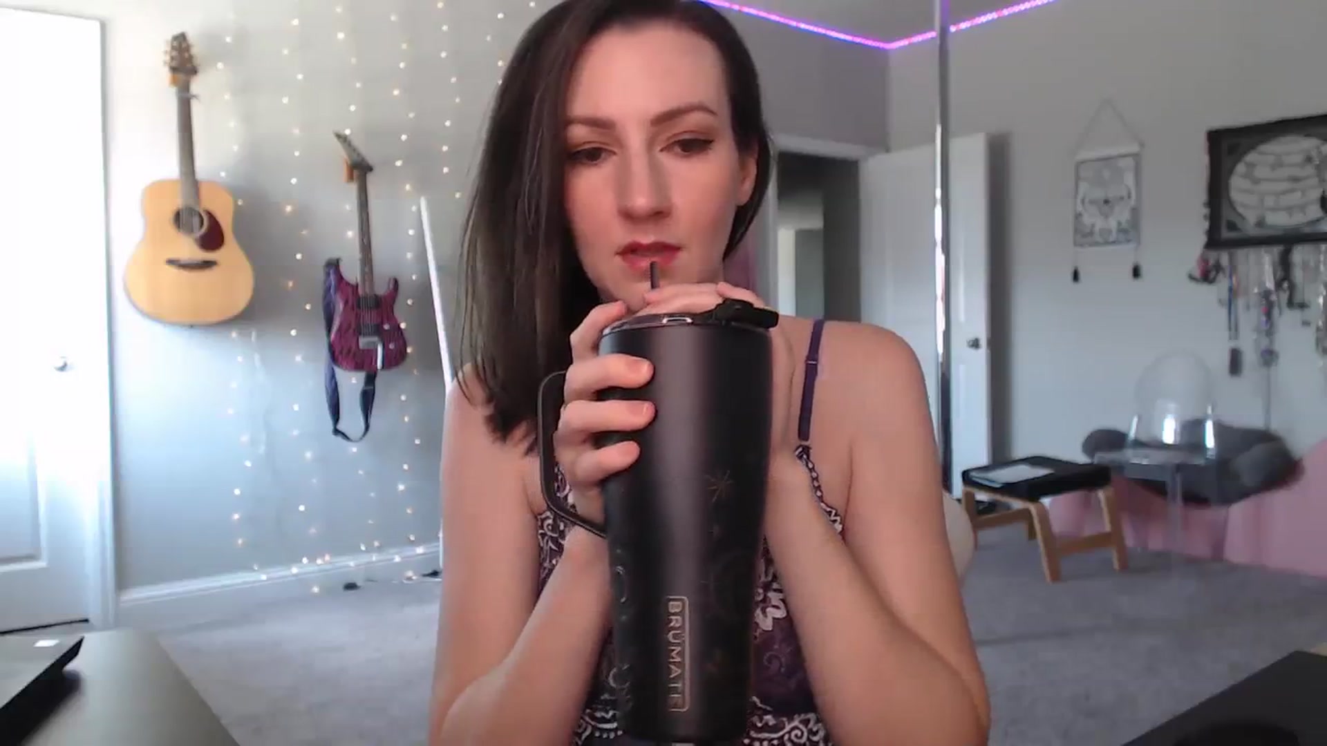 Gallery image thumbnail from MeredithBae's myfreecams stream on, 08/07/2023, 21:09 image 9 of 20