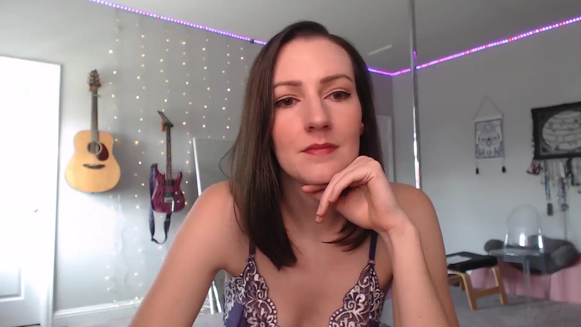 Gallery image thumbnail from MeredithBae's myfreecams stream on, 08/07/2023, 21:09 image 4 of 20