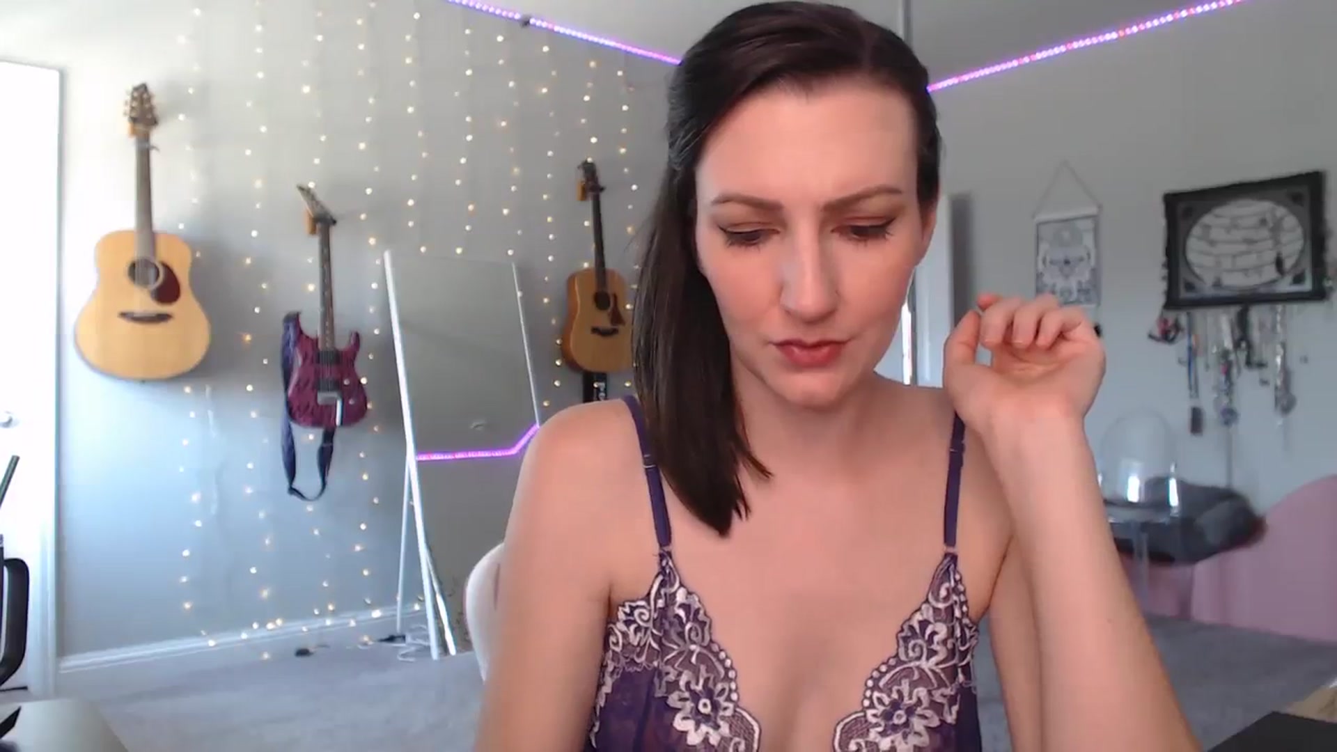 Gallery image thumbnail from MeredithBae's myfreecams stream on, 08/07/2023, 21:09 image 13 of 20