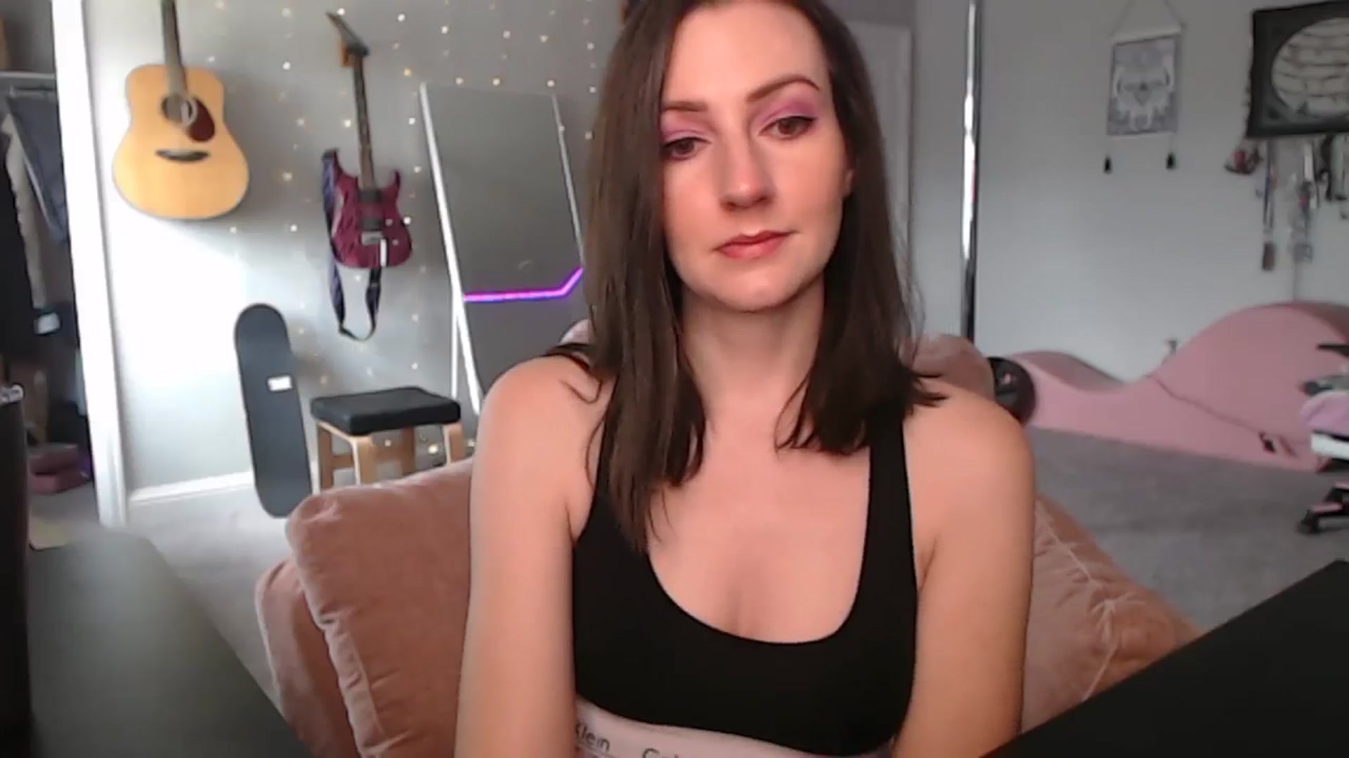 Gallery image thumbnail from MeredithBae's myfreecams stream on, 09/16/2023, 19:29 image 14 of 20