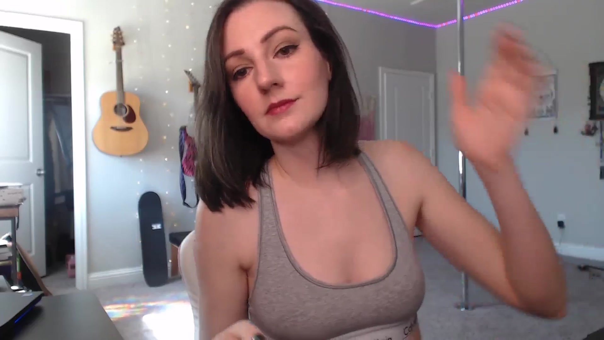 Gallery image thumbnail from MeredithBae's myfreecams stream on, 10/16/2023, 20:25 image 7 of 20
