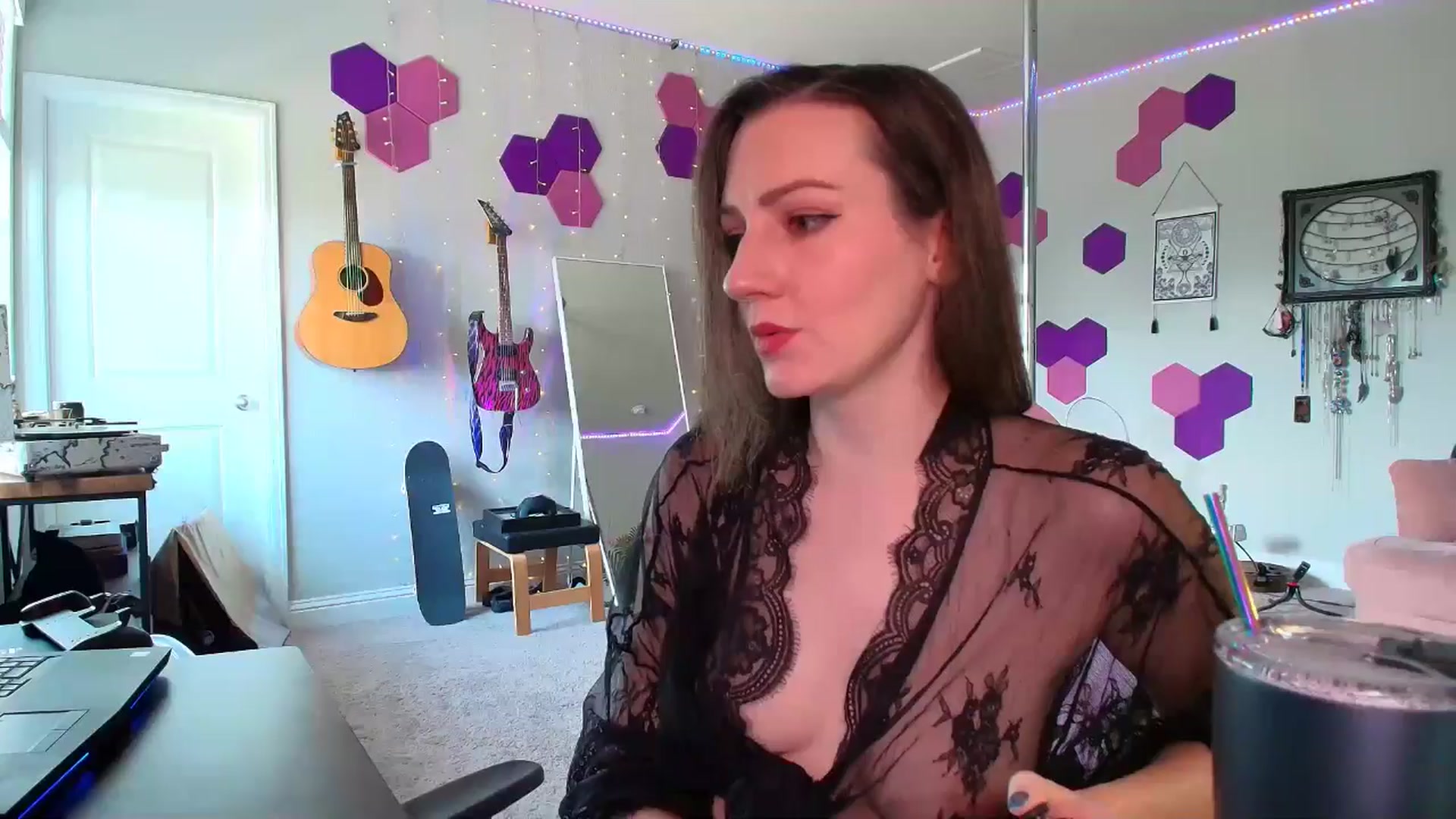 Gallery image thumbnail from MeredithBae's myfreecams stream on, 07/20/2024, 19:15 image 11 of 20