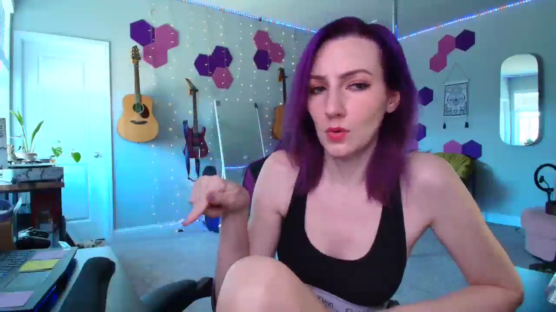 Gallery image thumbnail from MeredithBae's myfreecams stream on, 04/08/2025, 19:51 image 4 of 20