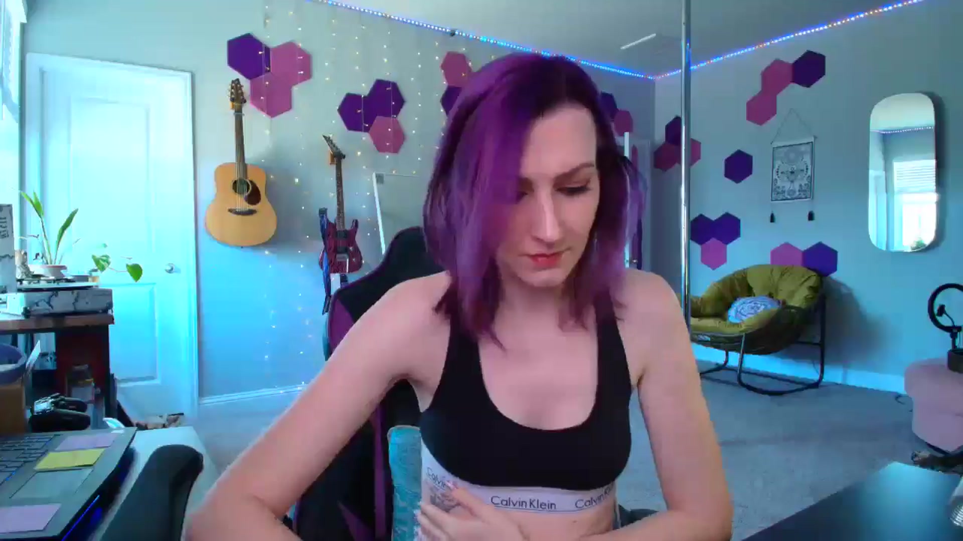 Gallery image thumbnail from MeredithBae's myfreecams stream on, 04/08/2025, 19:51 image 14 of 20