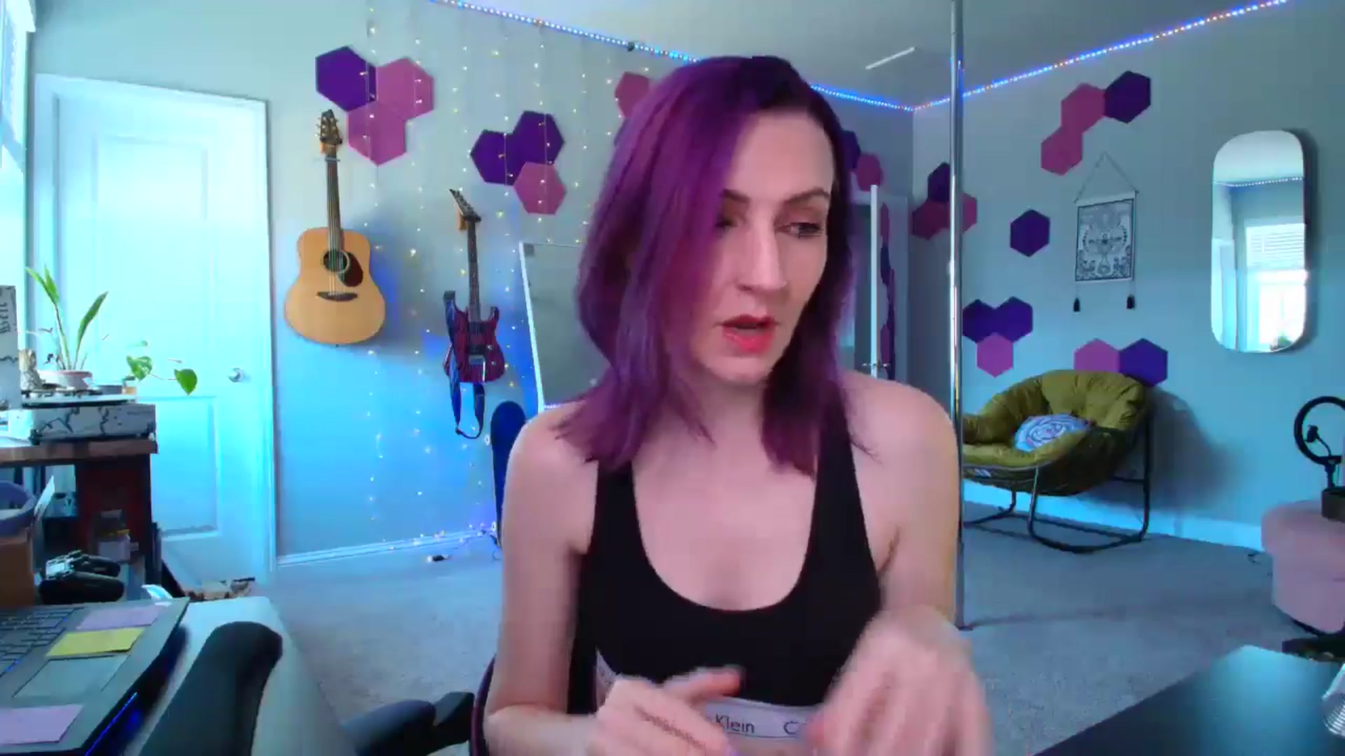 Gallery image thumbnail from MeredithBae's myfreecams stream on, 04/08/2025, 19:51 image 8 of 20