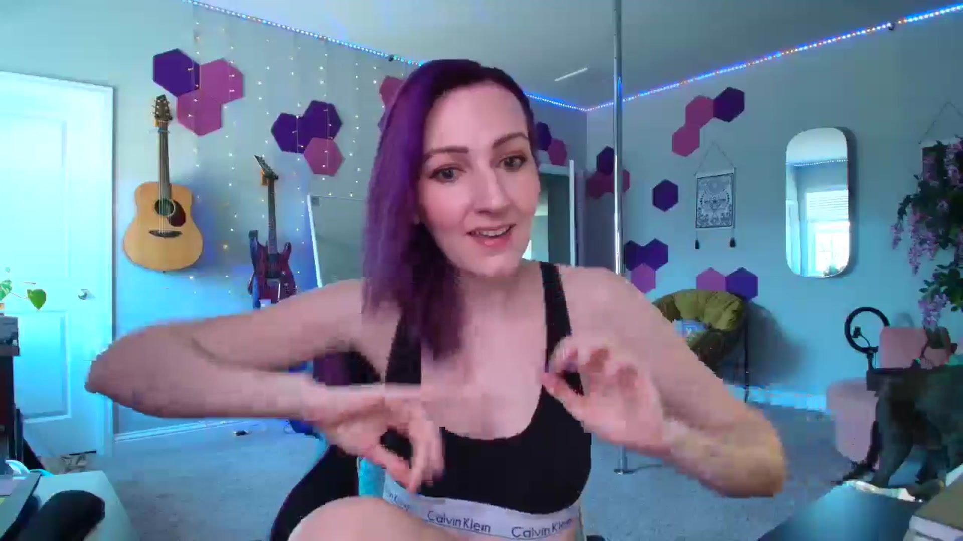 Gallery image thumbnail from MeredithBae's myfreecams stream on, 04/09/2025, 21:33 image 2 of 20