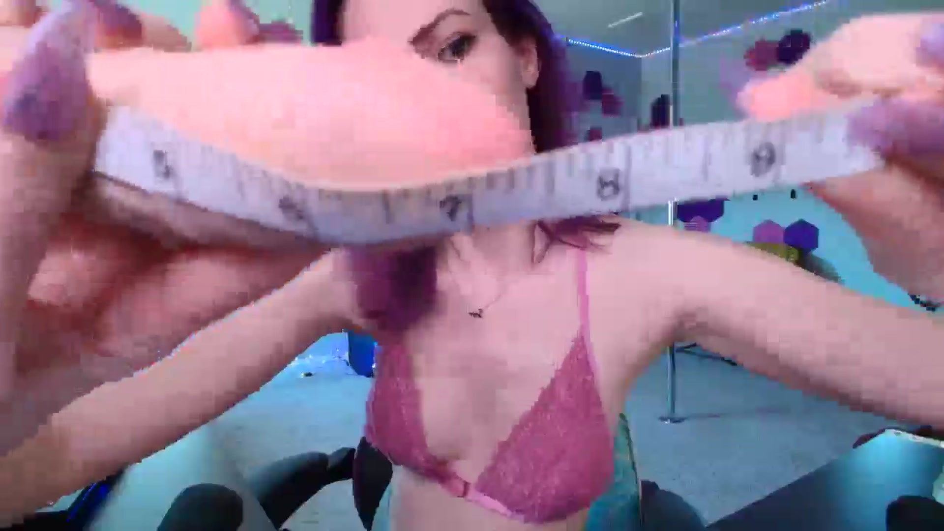 Gallery image thumbnail from MeredithBae's myfreecams stream on, 04/10/2025, 20:03 image 12 of 20