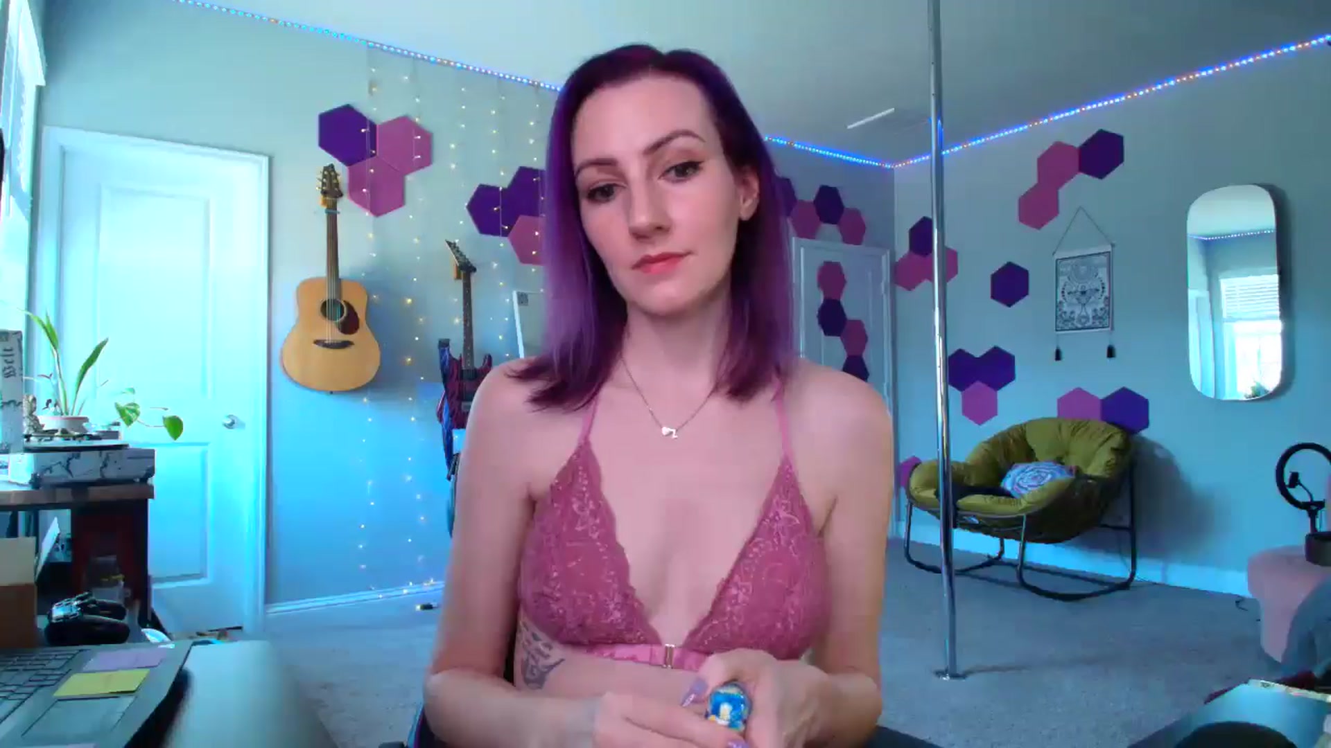 Gallery image thumbnail from MeredithBae's myfreecams stream on, 04/10/2025, 20:03 image 20 of 20