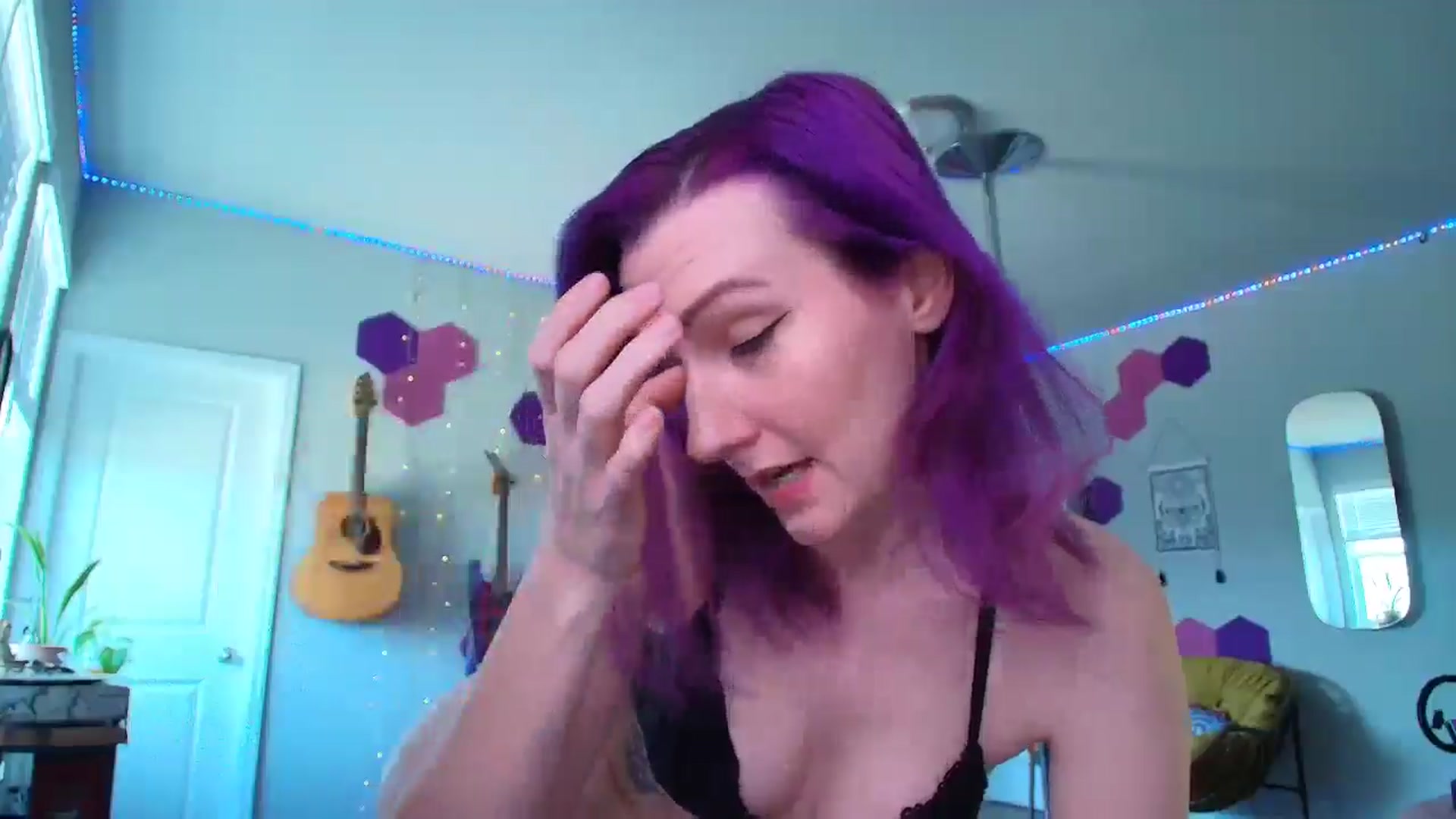 Gallery image thumbnail from MeredithBae's myfreecams stream on, 04/17/2025, 21:13 image 6 of 20