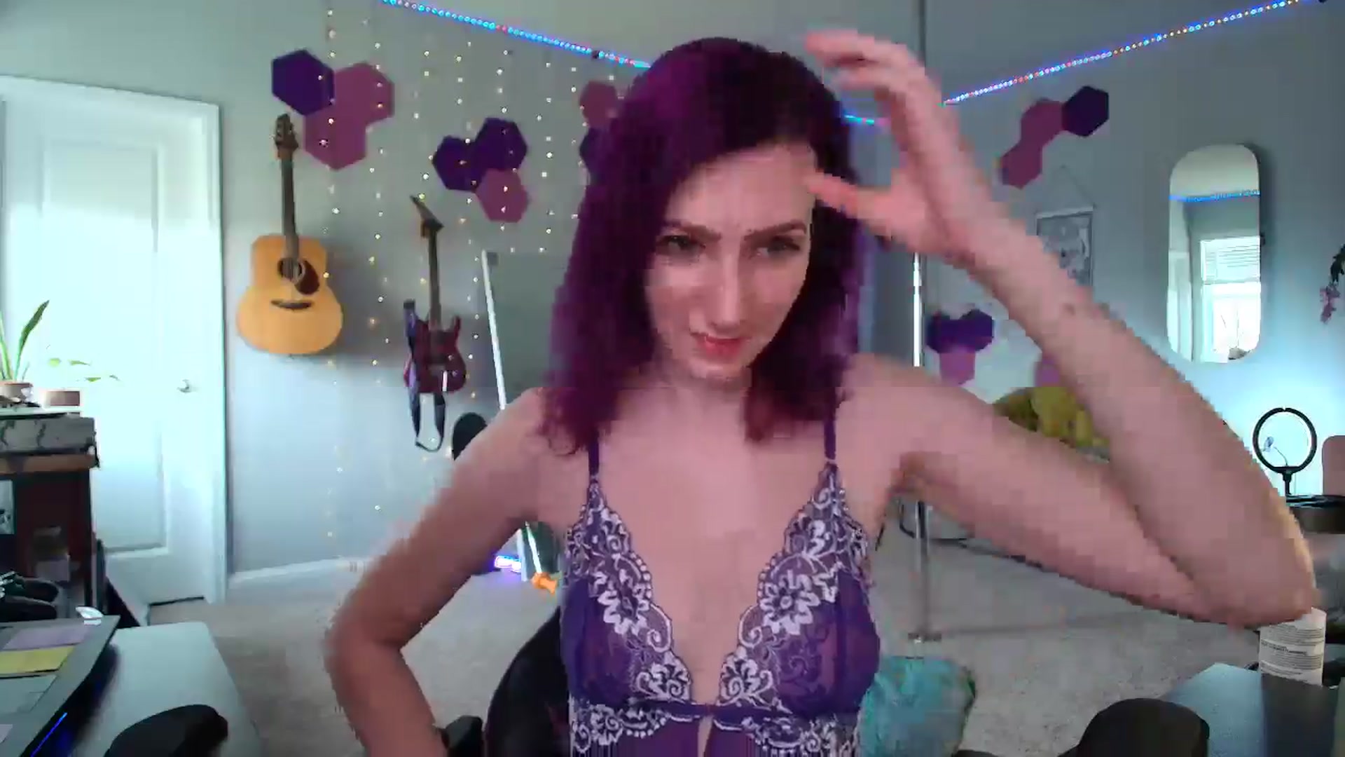 Gallery image thumbnail from MeredithBae's myfreecams stream on, 04/21/2025, 19:57 image 11 of 20