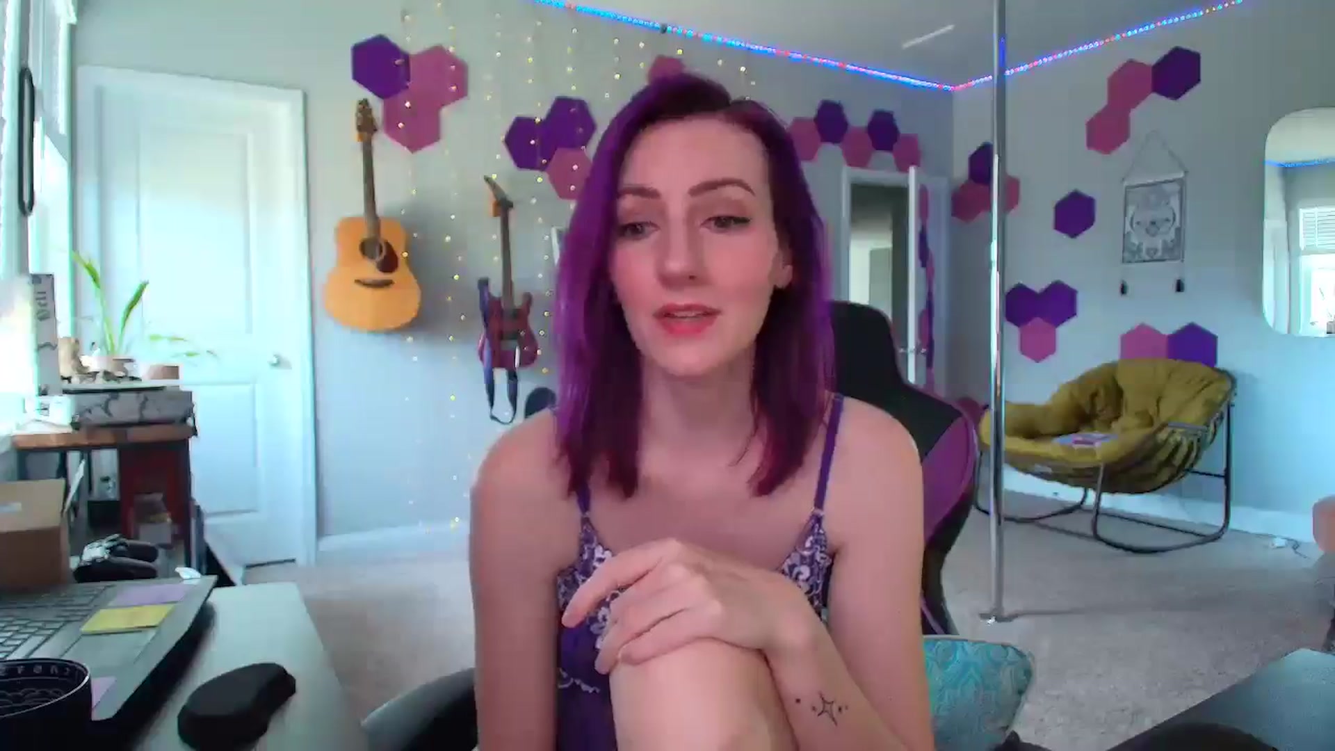 Gallery image thumbnail from MeredithBae's myfreecams stream on, 04/21/2025, 20:52 image 17 of 20