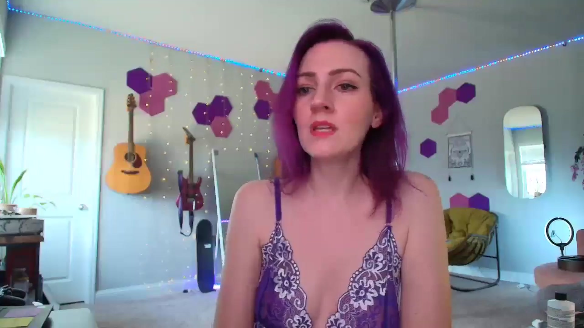 Gallery image thumbnail from MeredithBae's myfreecams stream on, 04/21/2025, 20:52 image 15 of 20