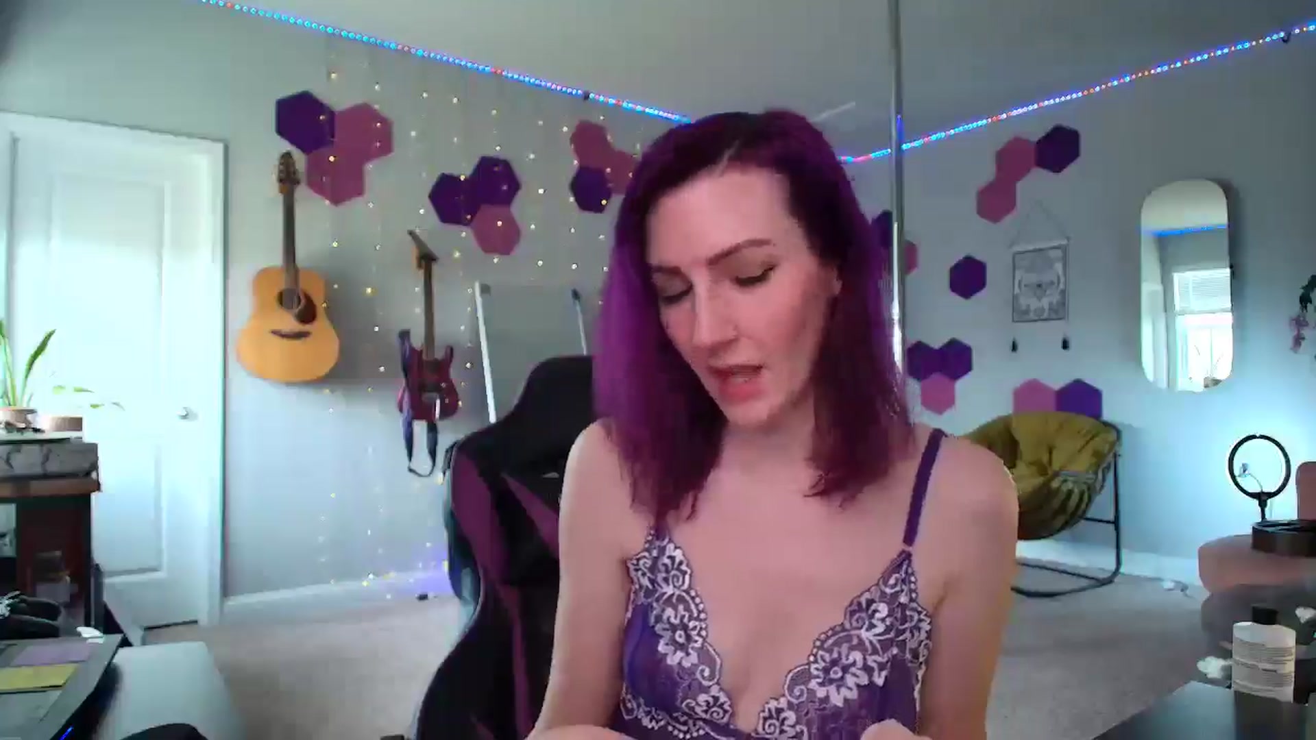 Gallery image thumbnail from MeredithBae's myfreecams stream on, 04/21/2025, 20:52 image 3 of 20