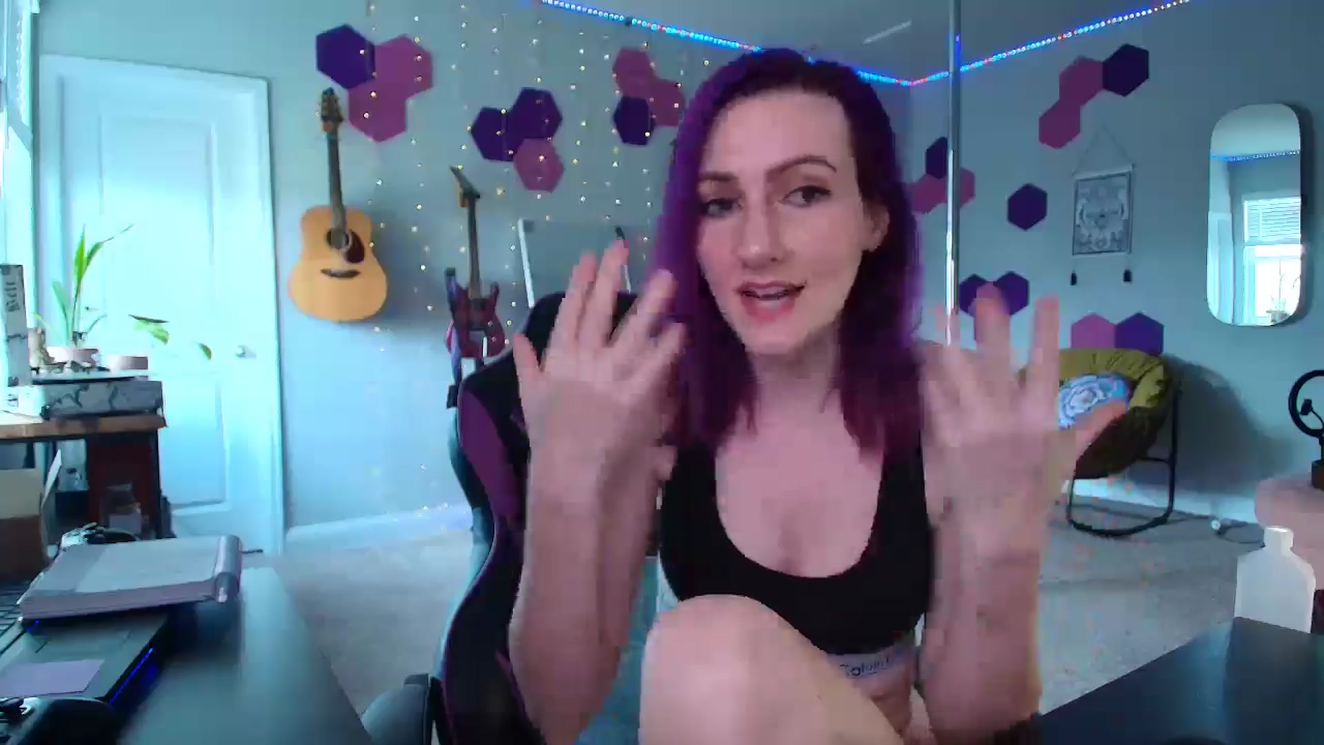 Gallery image thumbnail from MeredithBae's myfreecams stream on, 04/24/2025, 20:04 image 2 of 20