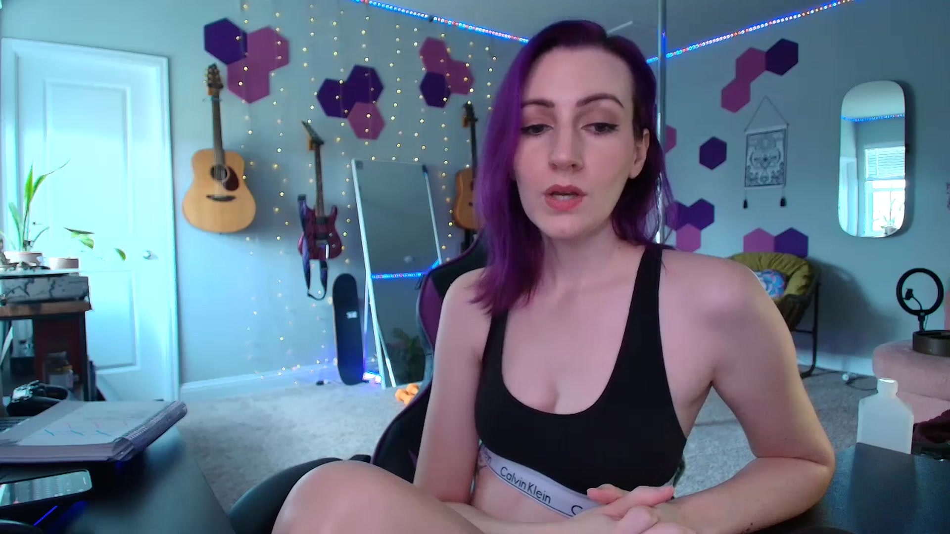 Gallery image thumbnail from MeredithBae's myfreecams stream on, 04/24/2025, 20:04 image 15 of 20