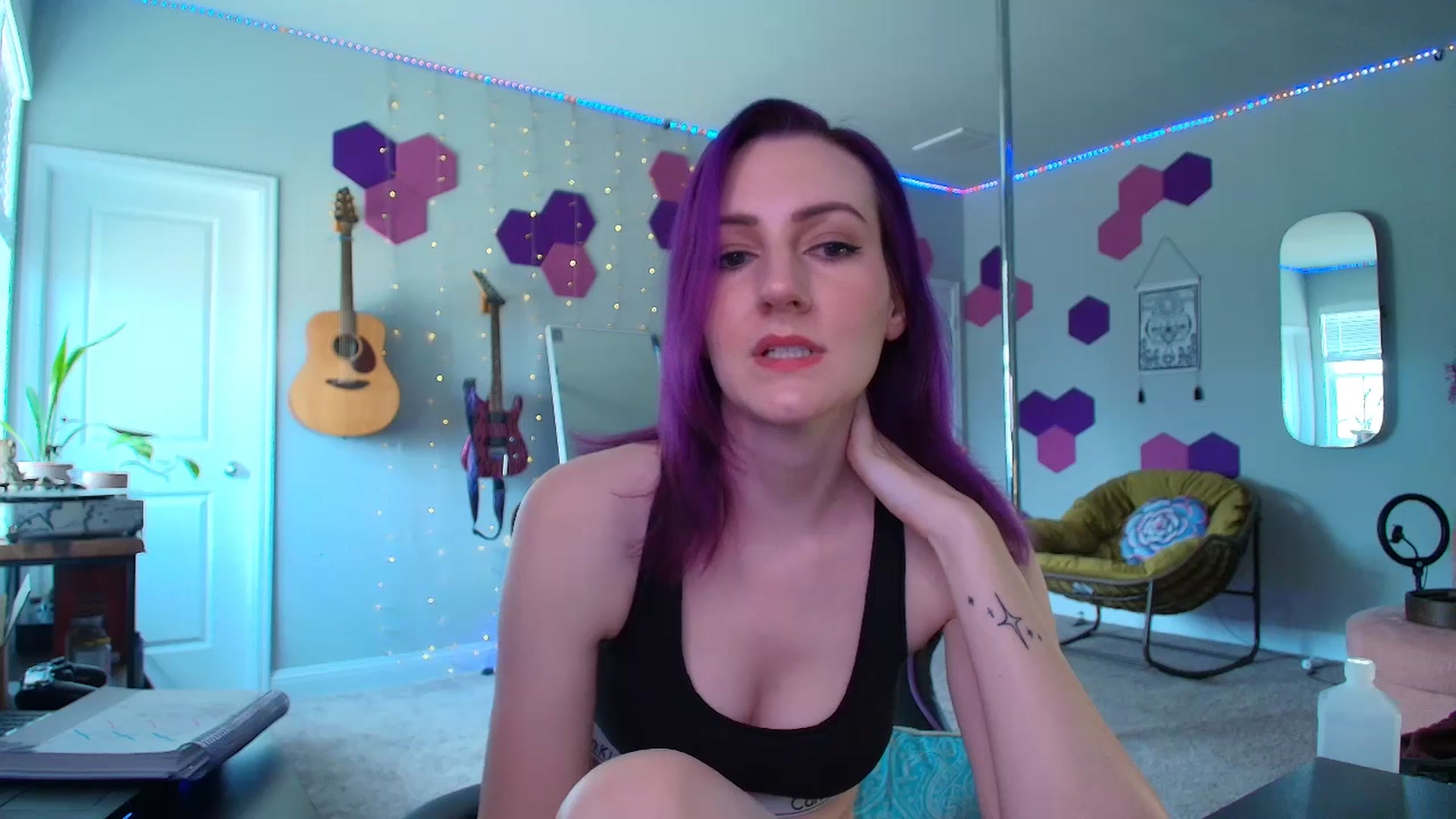 Gallery image thumbnail from MeredithBae's myfreecams stream on, 04/24/2025, 20:04 image 19 of 20