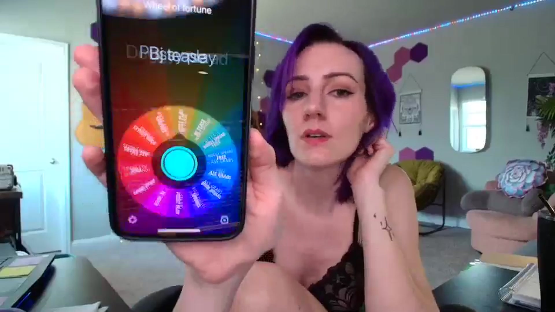 Gallery image thumbnail from MeredithBae's myfreecams stream on, 05/17/2025, 22:05 image 10 of 20