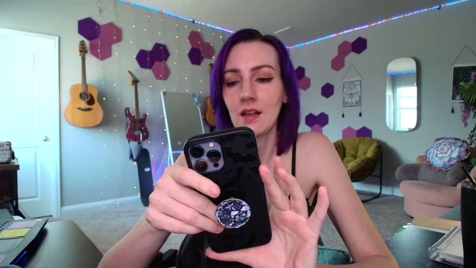 Gallery image thumbnail from MeredithBae's myfreecams stream on, 05/17/2025, 22:05 image 6 of 20