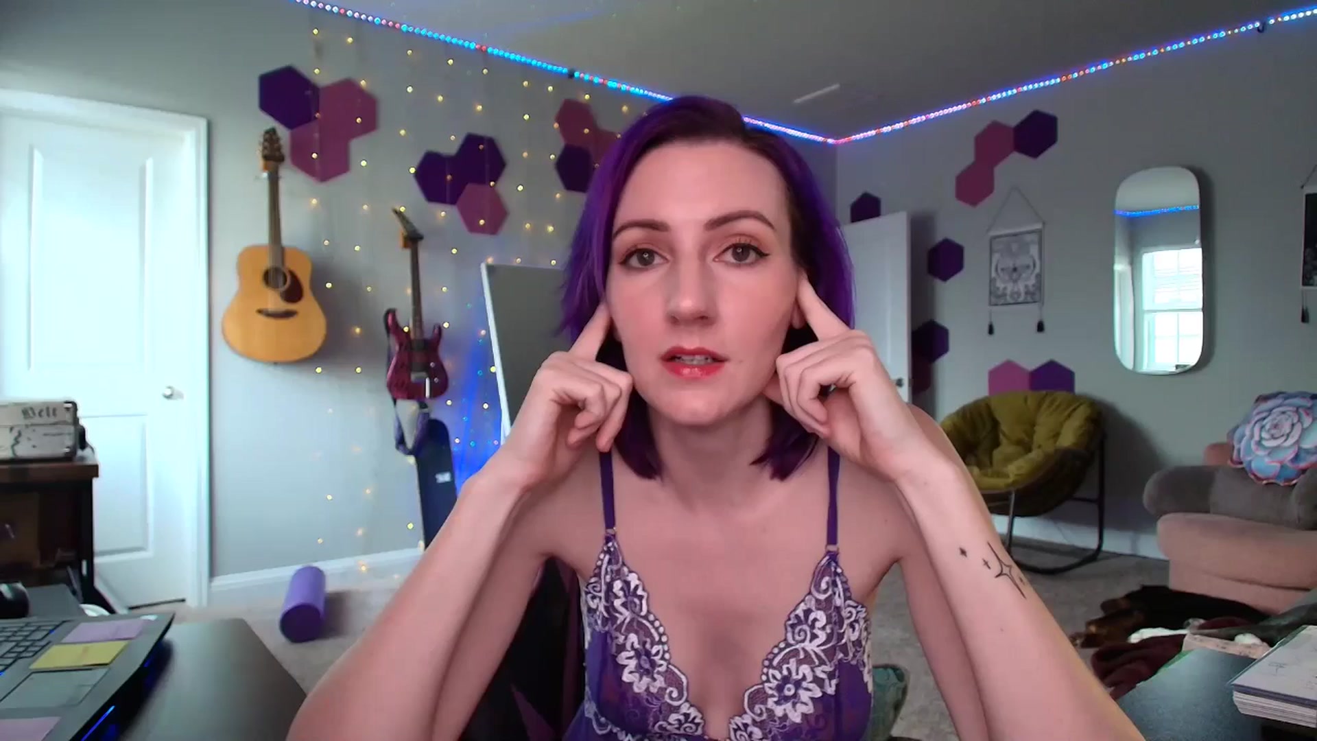 Gallery image thumbnail from MeredithBae's myfreecams stream on, 05/19/2025, 21:57 image 11 of 20