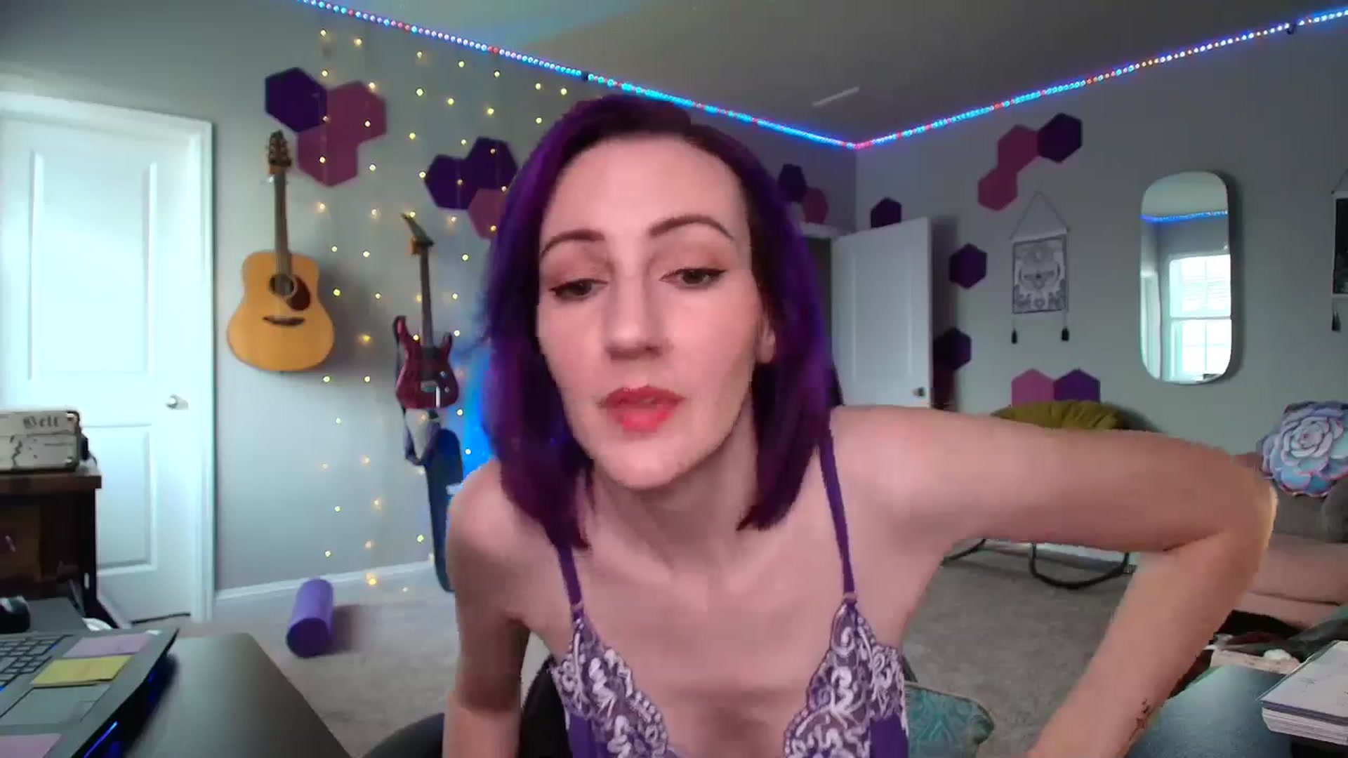 Gallery image thumbnail from MeredithBae's myfreecams stream on, 05/19/2025, 21:57 image 14 of 20