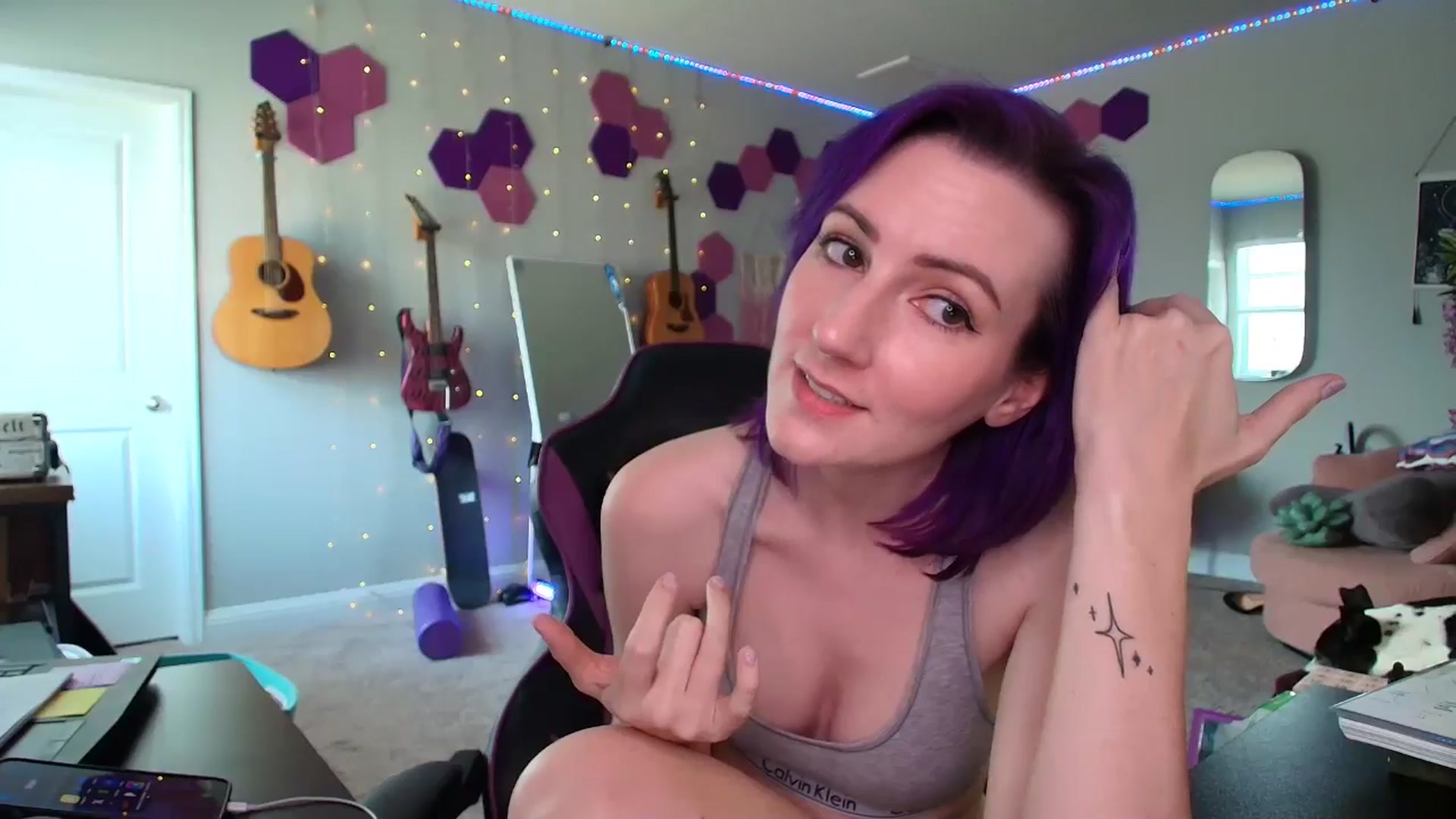 Gallery image thumbnail from MeredithBae's myfreecams stream on, 05/20/2025, 22:38 image 11 of 20