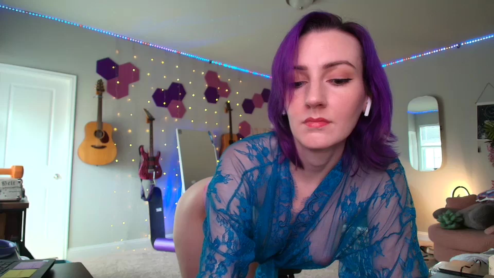 Gallery image thumbnail from MeredithBae's myfreecams stream on, 05/26/2025, 20:32 image 18 of 20