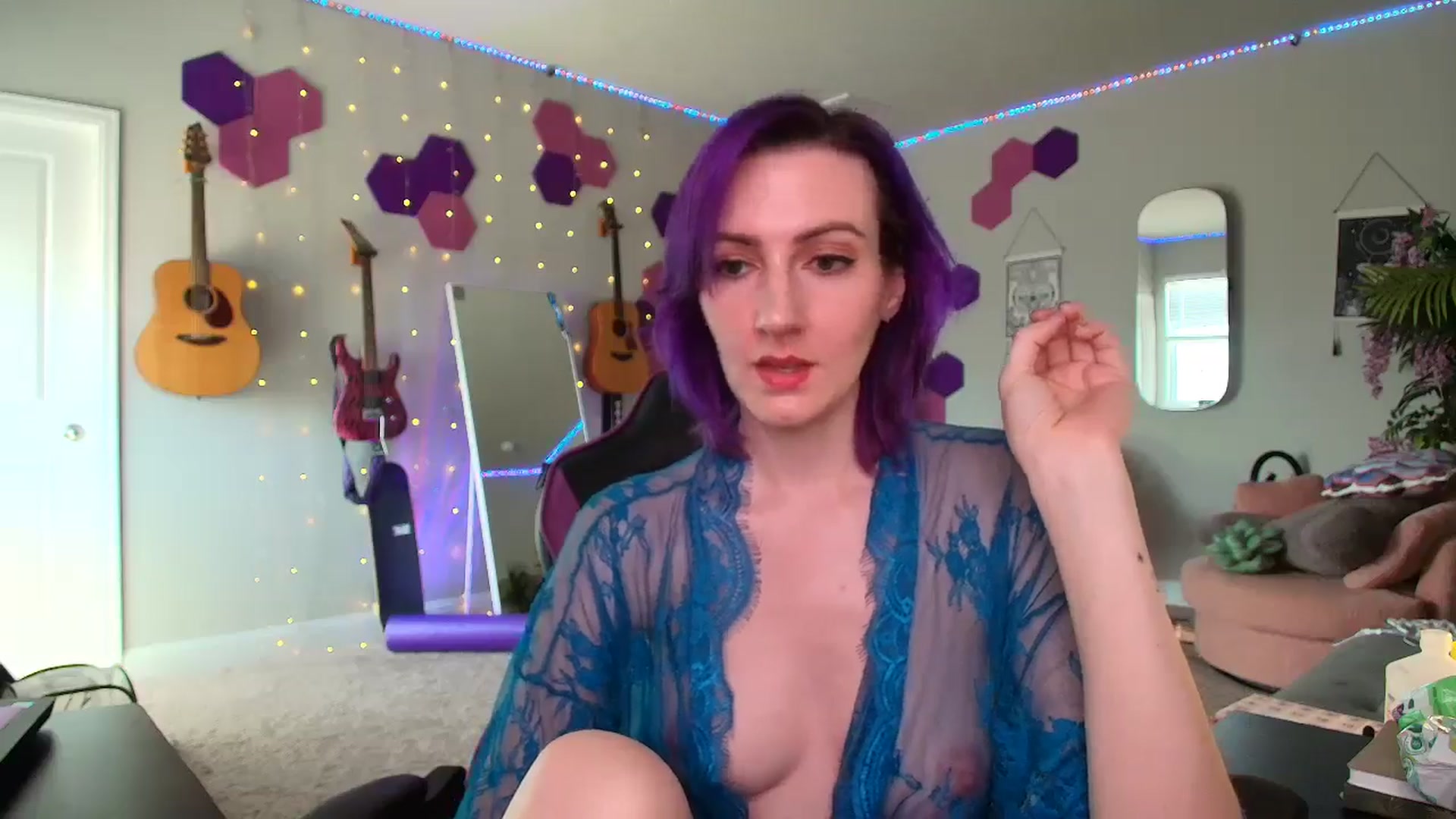 Gallery image thumbnail from MeredithBae's myfreecams stream on, 05/27/2025, 21:29 image 14 of 20