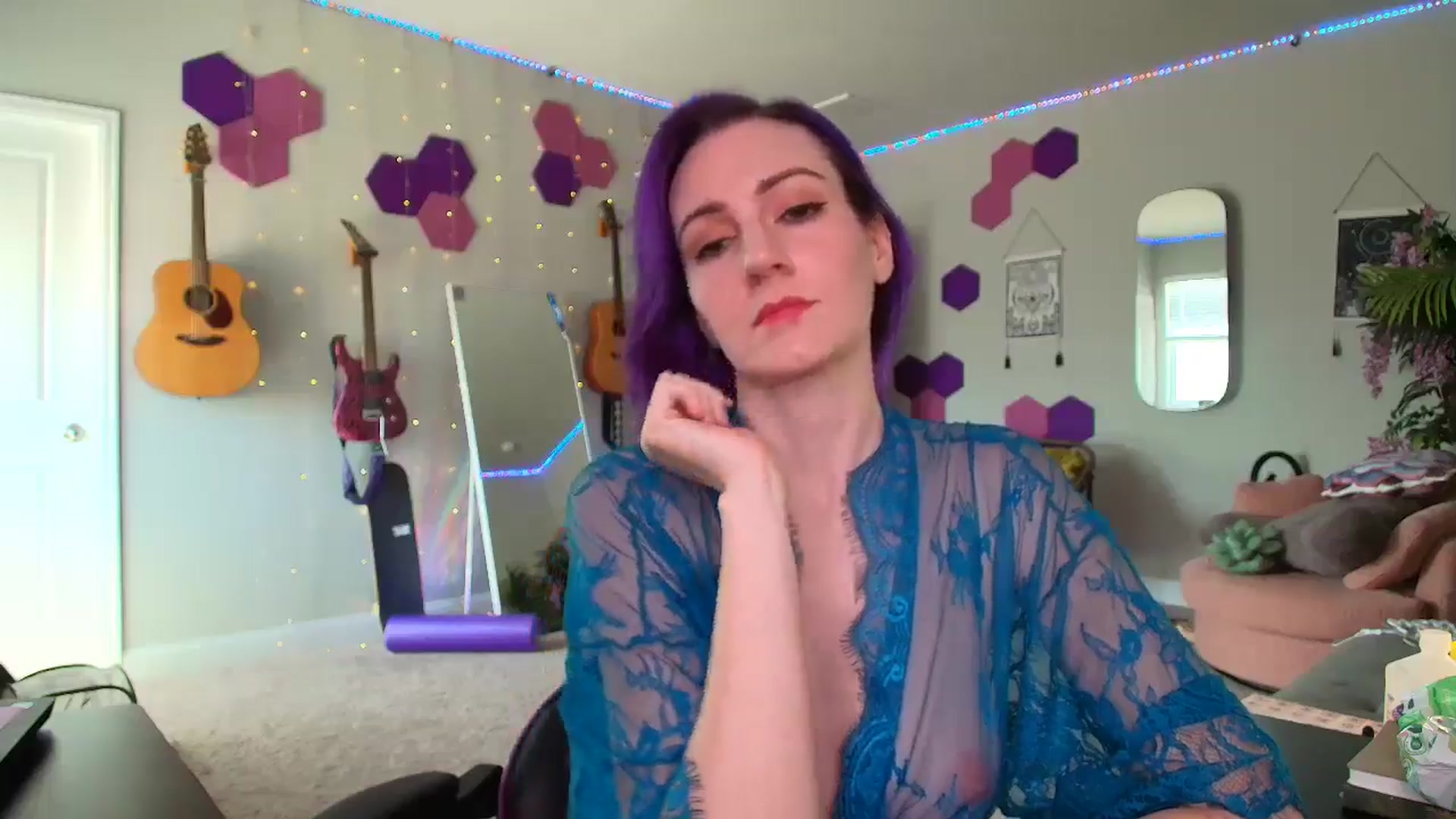 Gallery image thumbnail from MeredithBae's myfreecams stream on, 05/27/2025, 21:29 image 17 of 20
