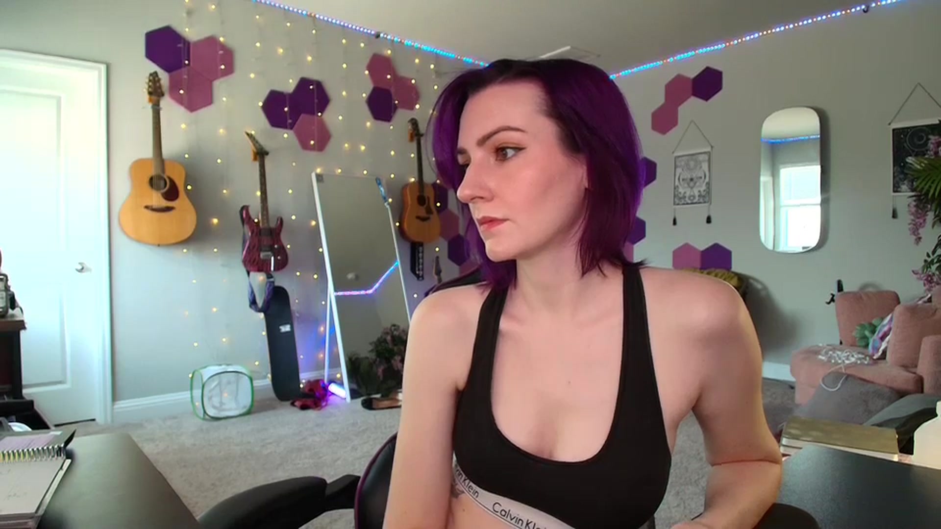 Gallery image thumbnail from MeredithBae's myfreecams stream on, 06/02/2025, 21:19 image 7 of 20