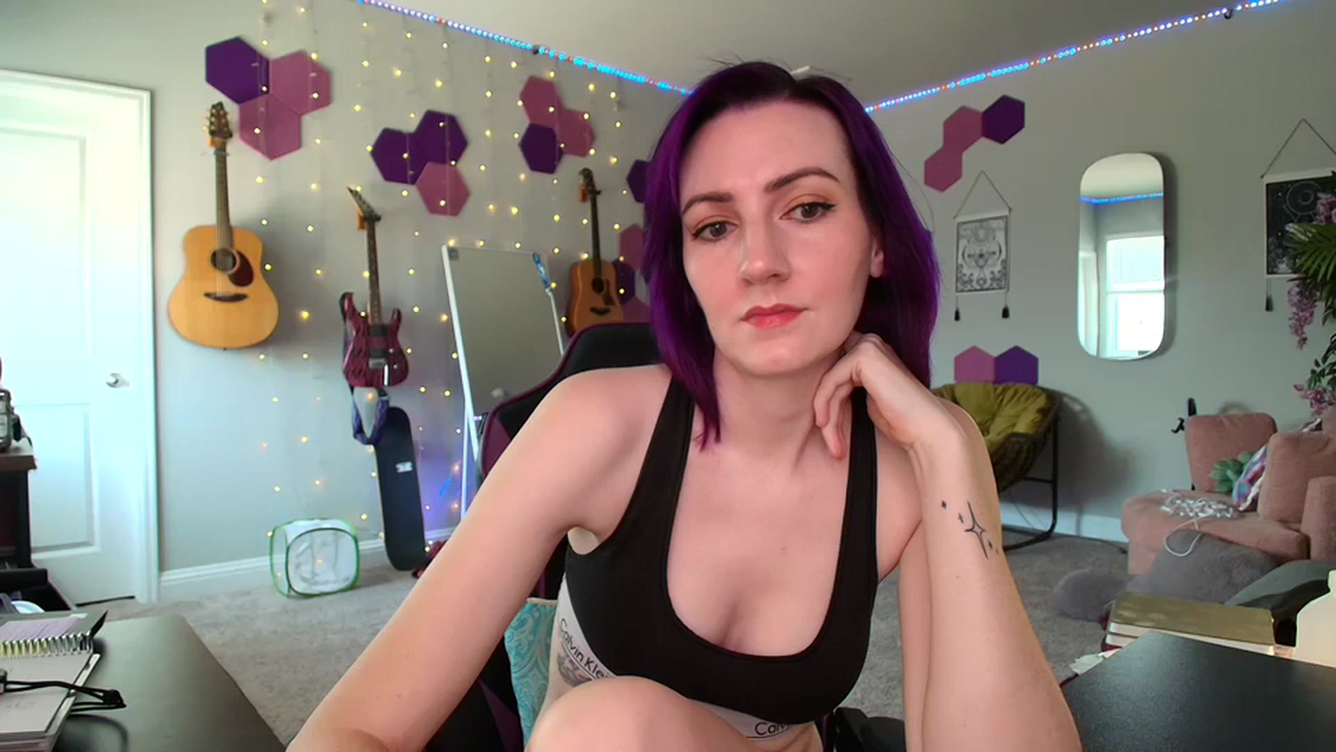 Gallery image thumbnail from MeredithBae's myfreecams stream on, 06/02/2025, 21:19 image 11 of 20