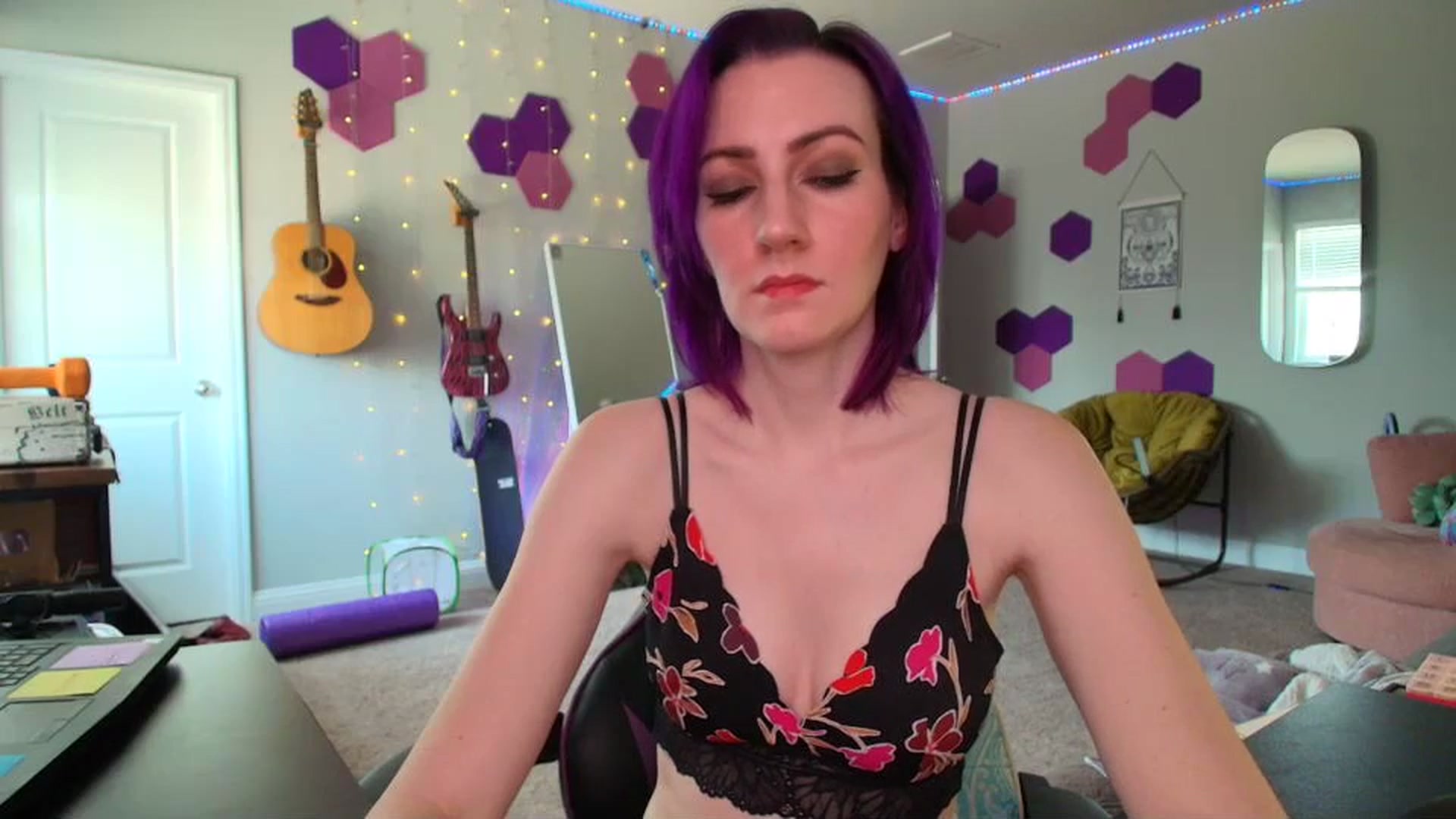 Gallery image thumbnail from MeredithBae's myfreecams stream on, 06/05/2025, 20:11 image 3 of 20