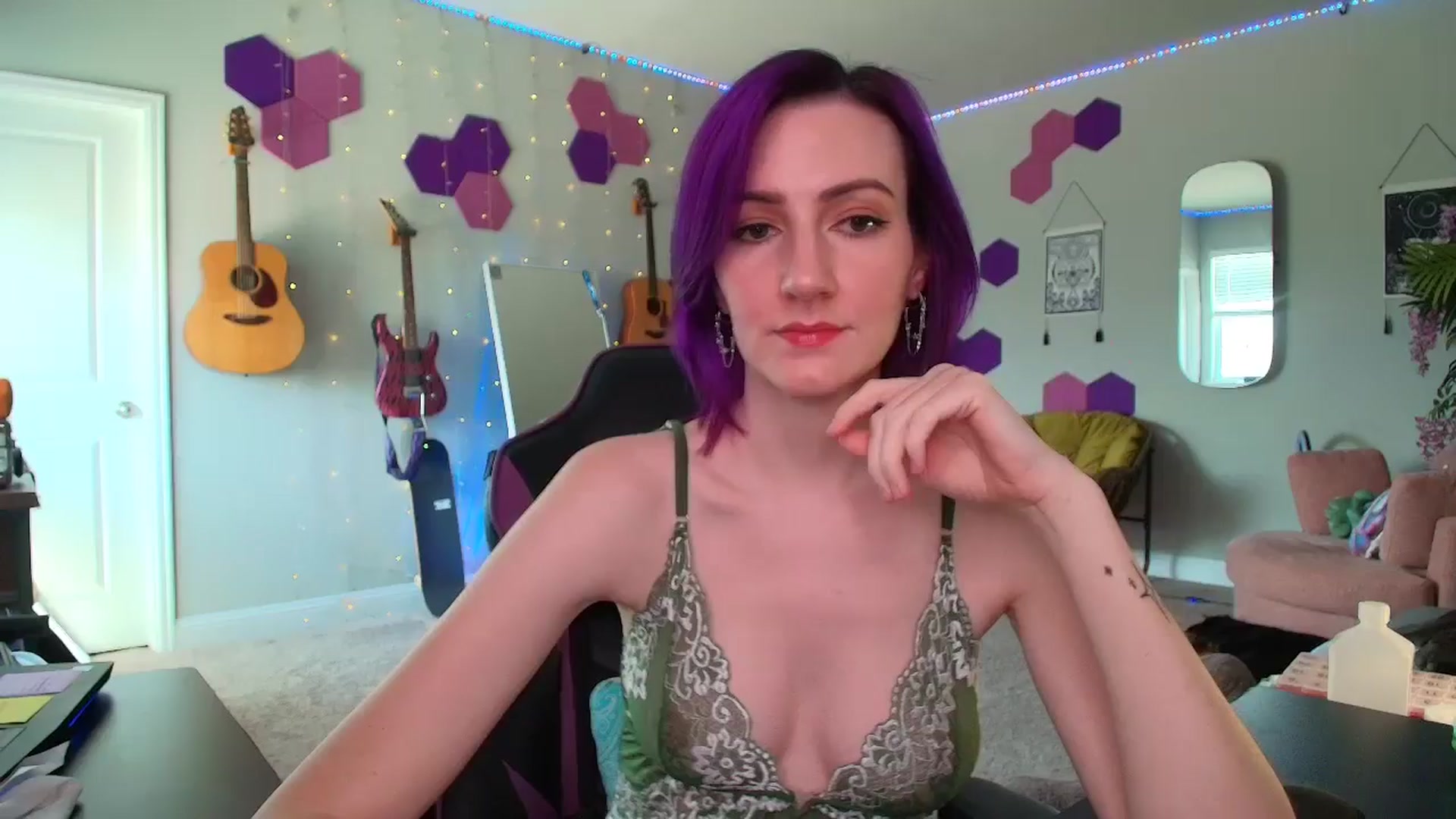 Gallery image thumbnail from MeredithBae's myfreecams stream on, 06/06/2025, 20:26 image 11 of 20