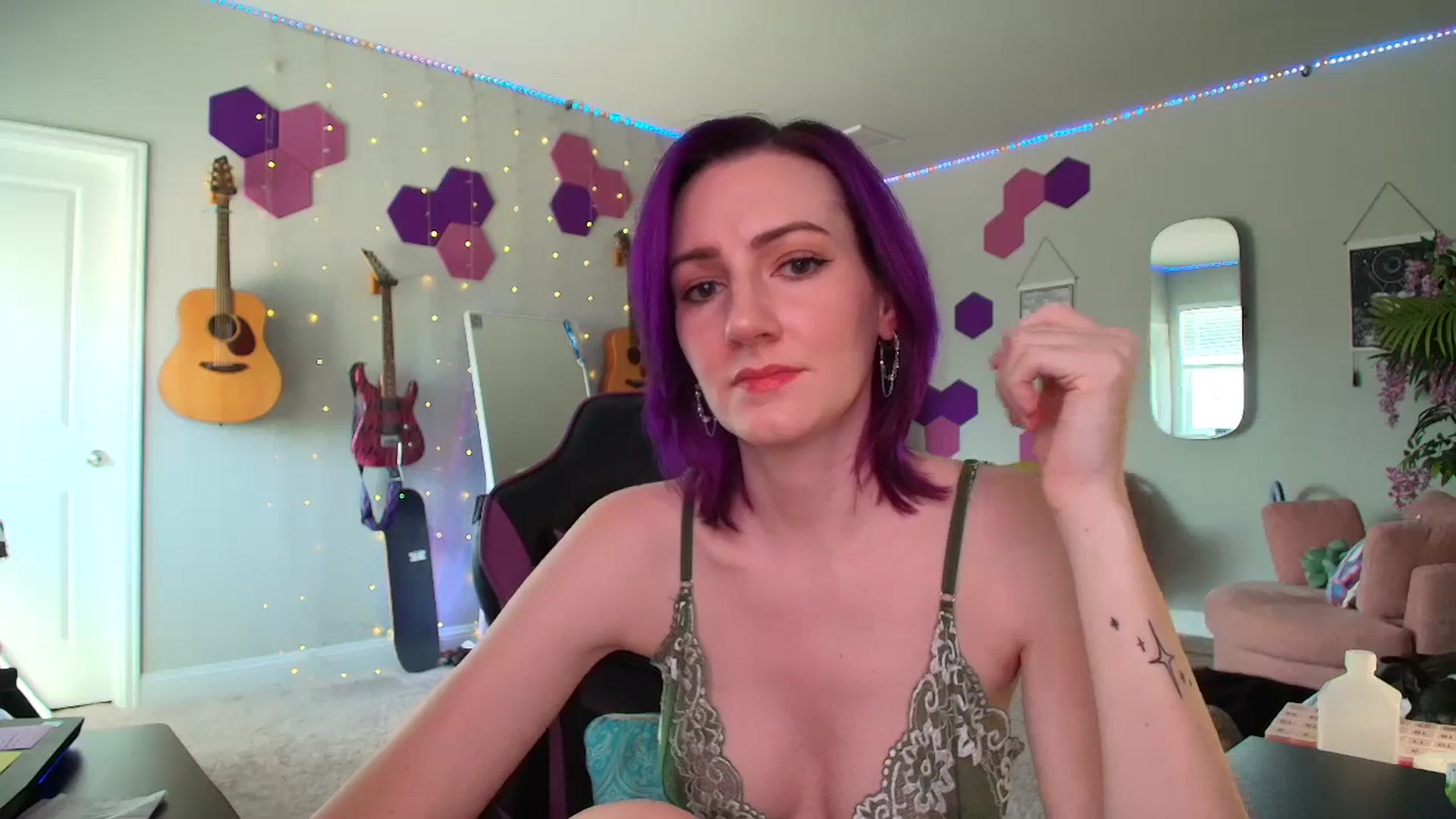 Gallery image thumbnail from MeredithBae's myfreecams stream on, 06/06/2025, 20:26 image 8 of 20