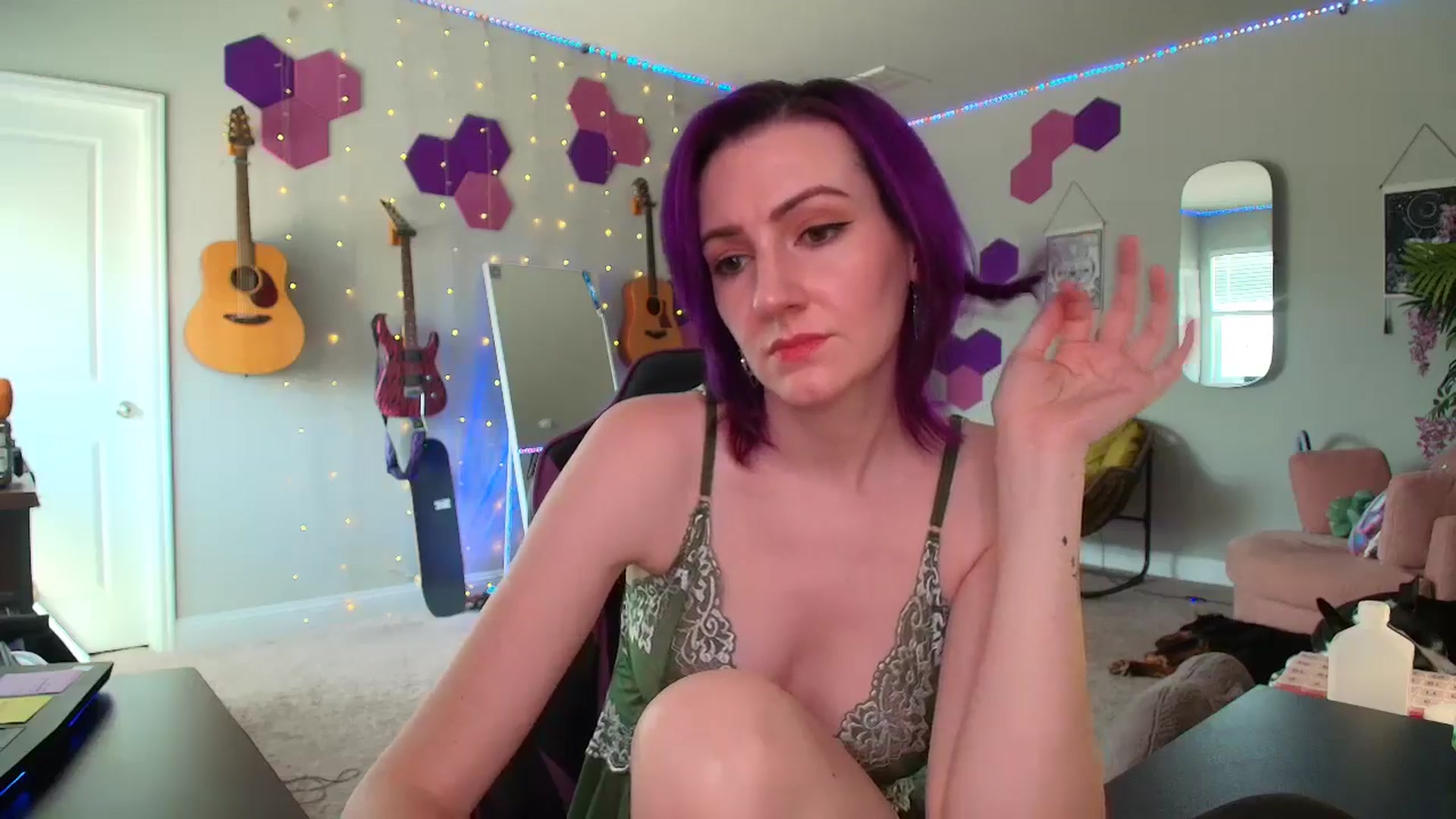 Gallery image thumbnail from MeredithBae's myfreecams stream on, 06/06/2025, 20:26 image 15 of 20