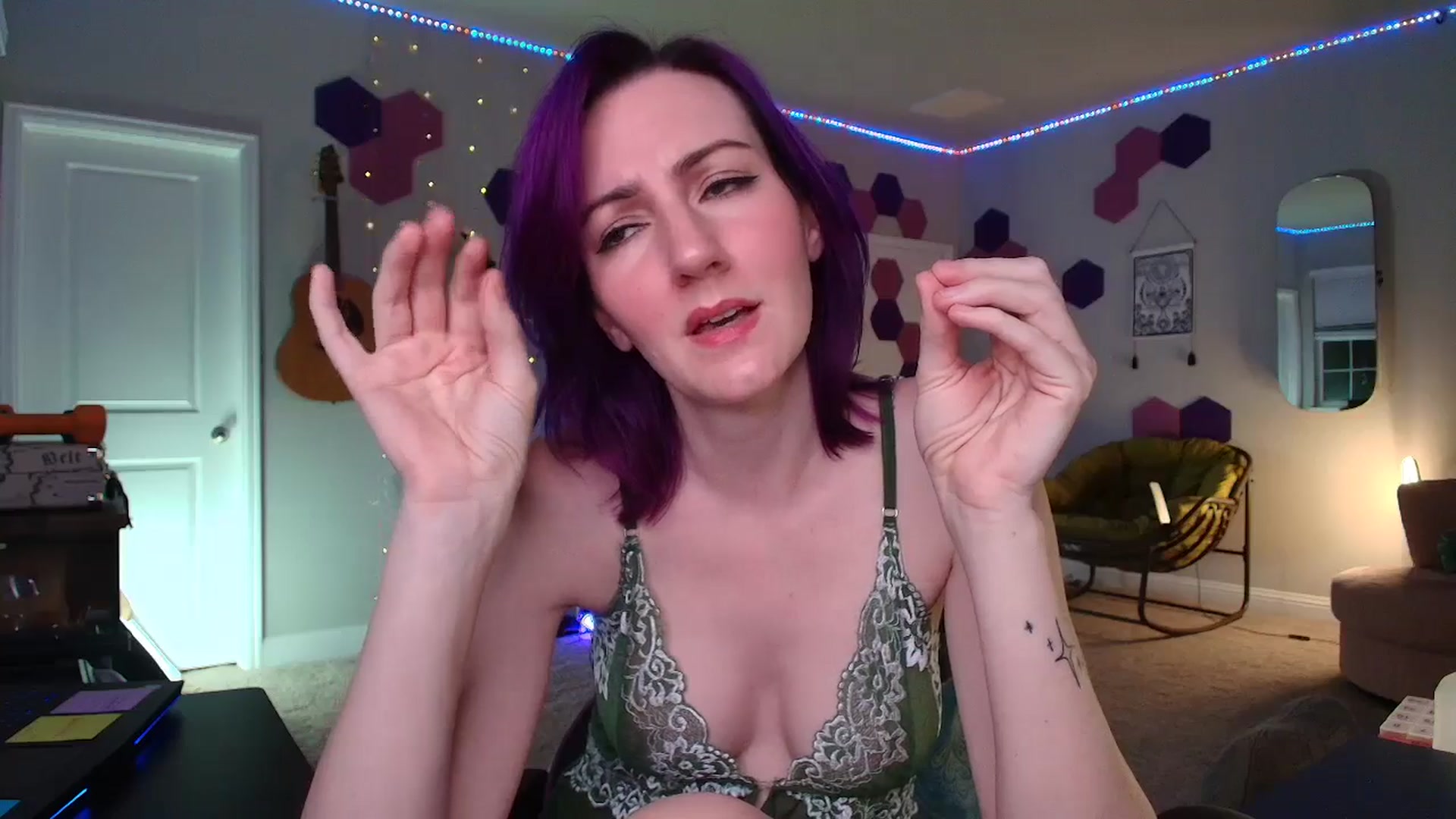 Gallery image thumbnail from MeredithBae's myfreecams stream on, 06/07/2025, 02:55 image 16 of 20