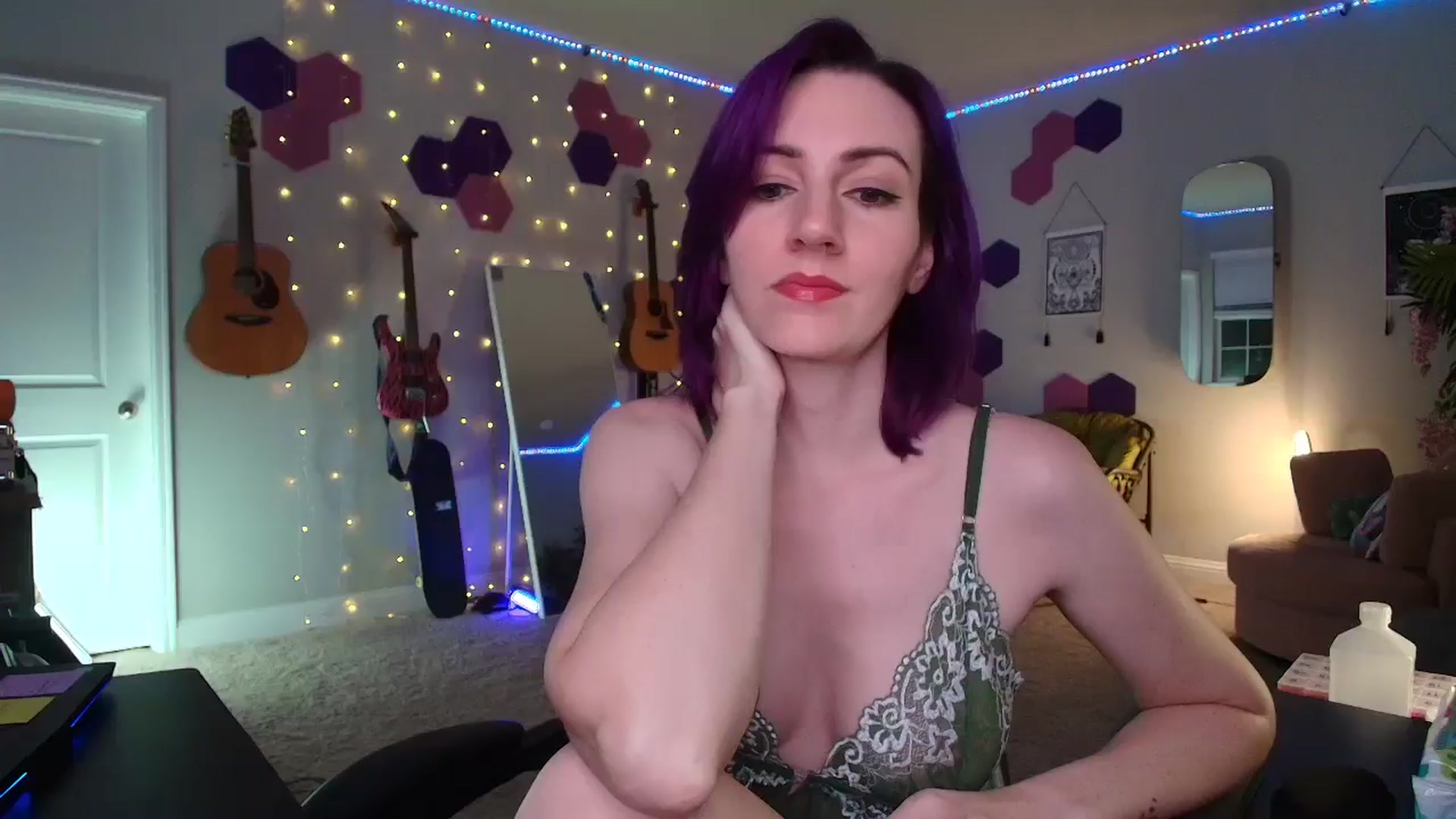 Gallery image thumbnail from MeredithBae's myfreecams stream on, 06/07/2025, 02:55 image 1 of 20