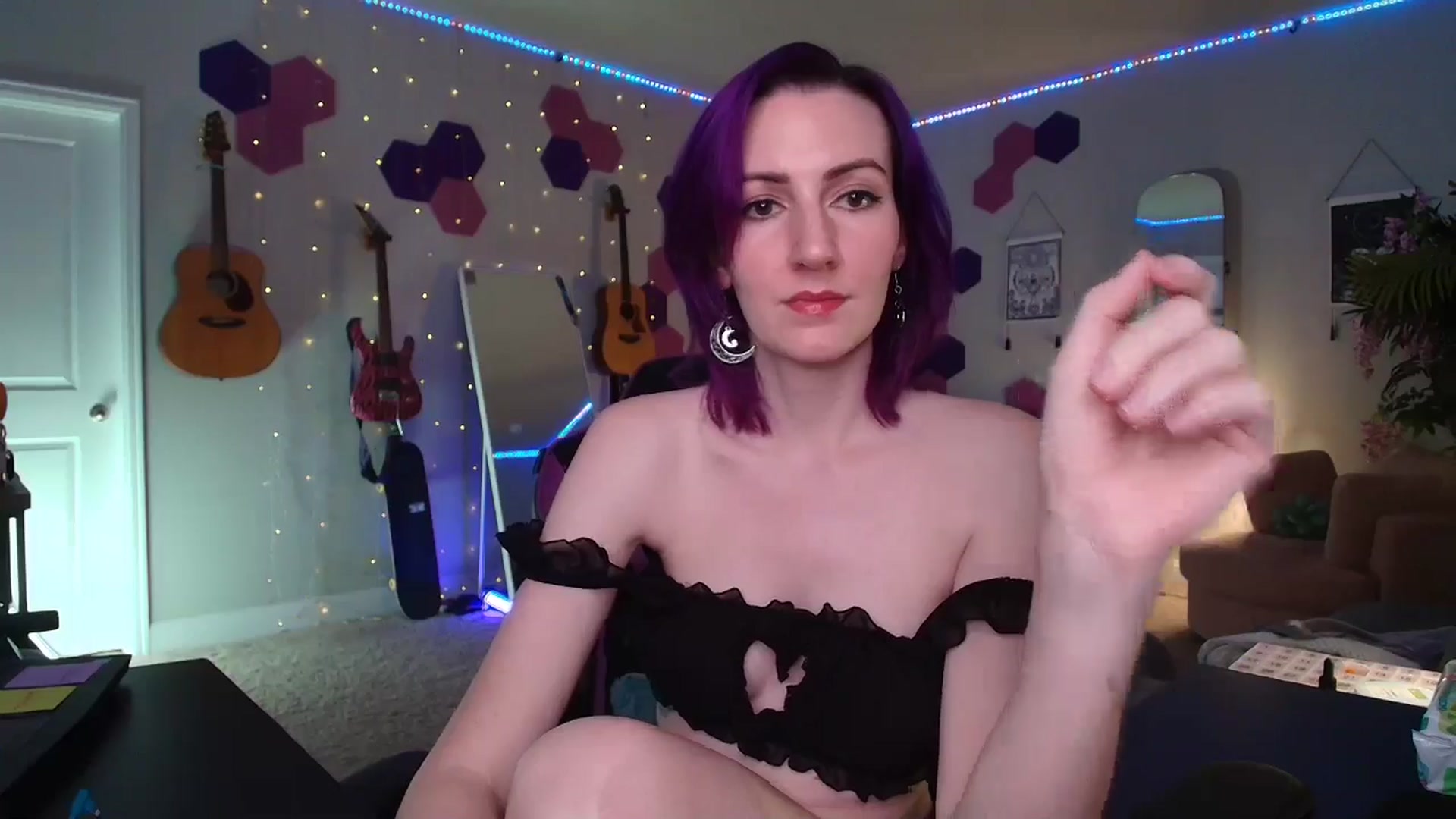 Gallery image thumbnail from MeredithBae's myfreecams stream on, 06/09/2025, 04:42 image 3 of 20