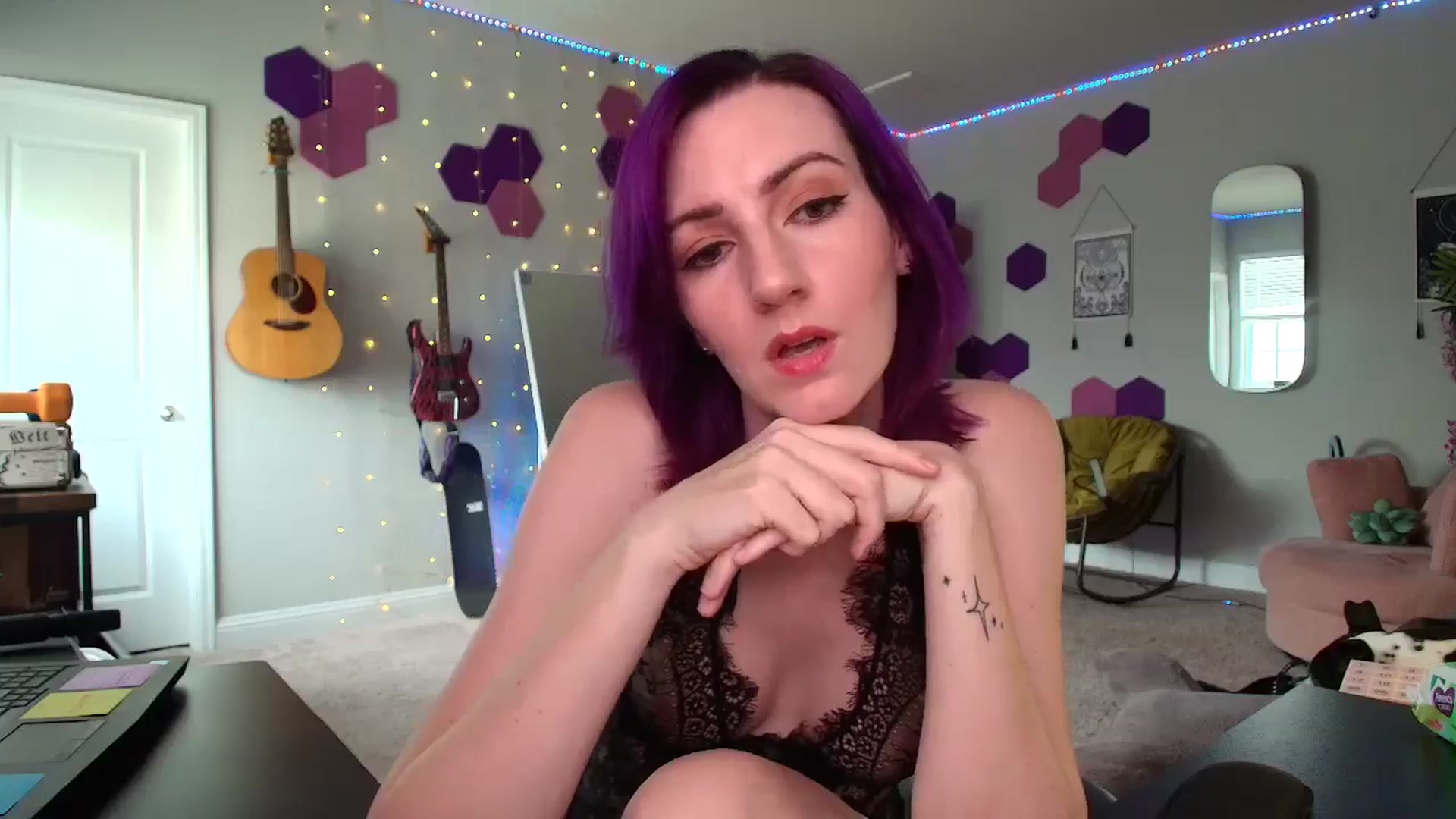 Gallery image thumbnail from MeredithBae's myfreecams stream on, 06/09/2025, 21:08 image 2 of 20