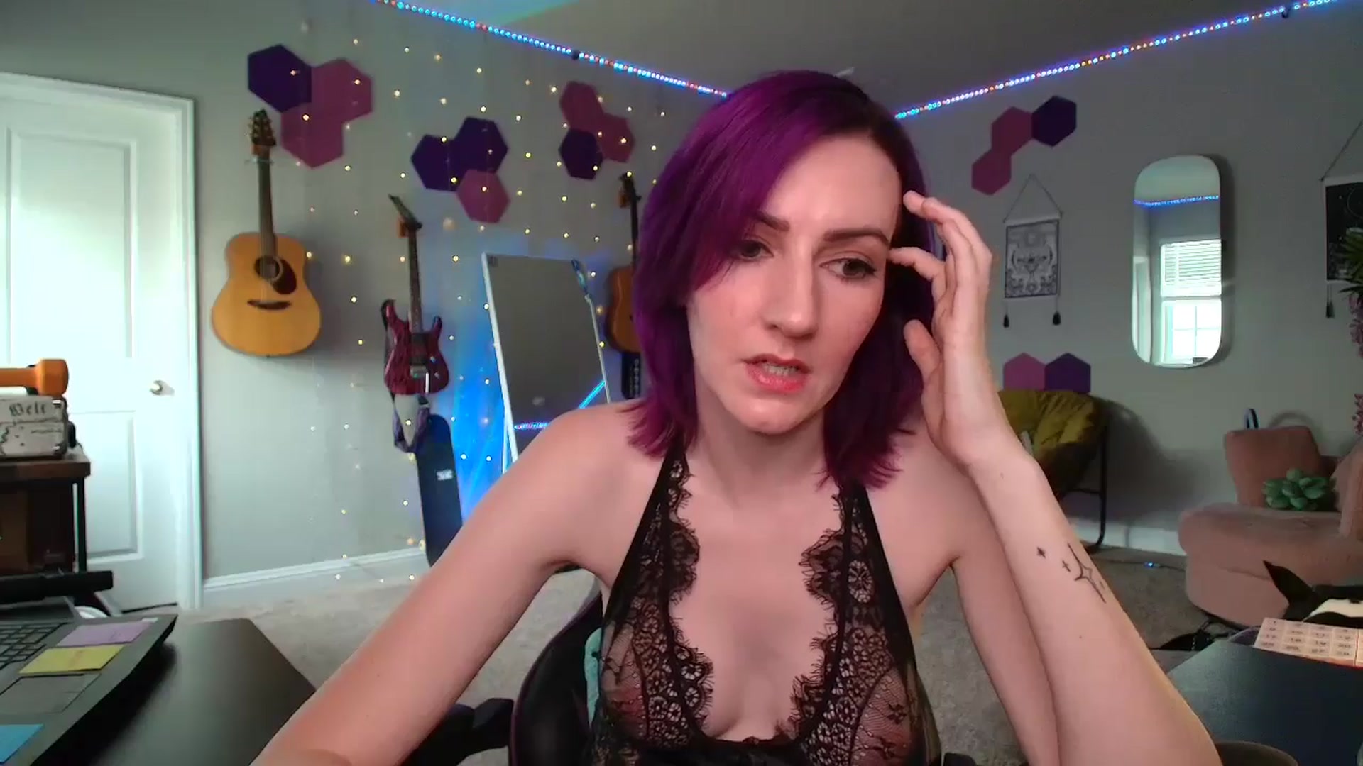 Gallery image thumbnail from MeredithBae's myfreecams stream on, 06/09/2025, 21:08 image 14 of 20