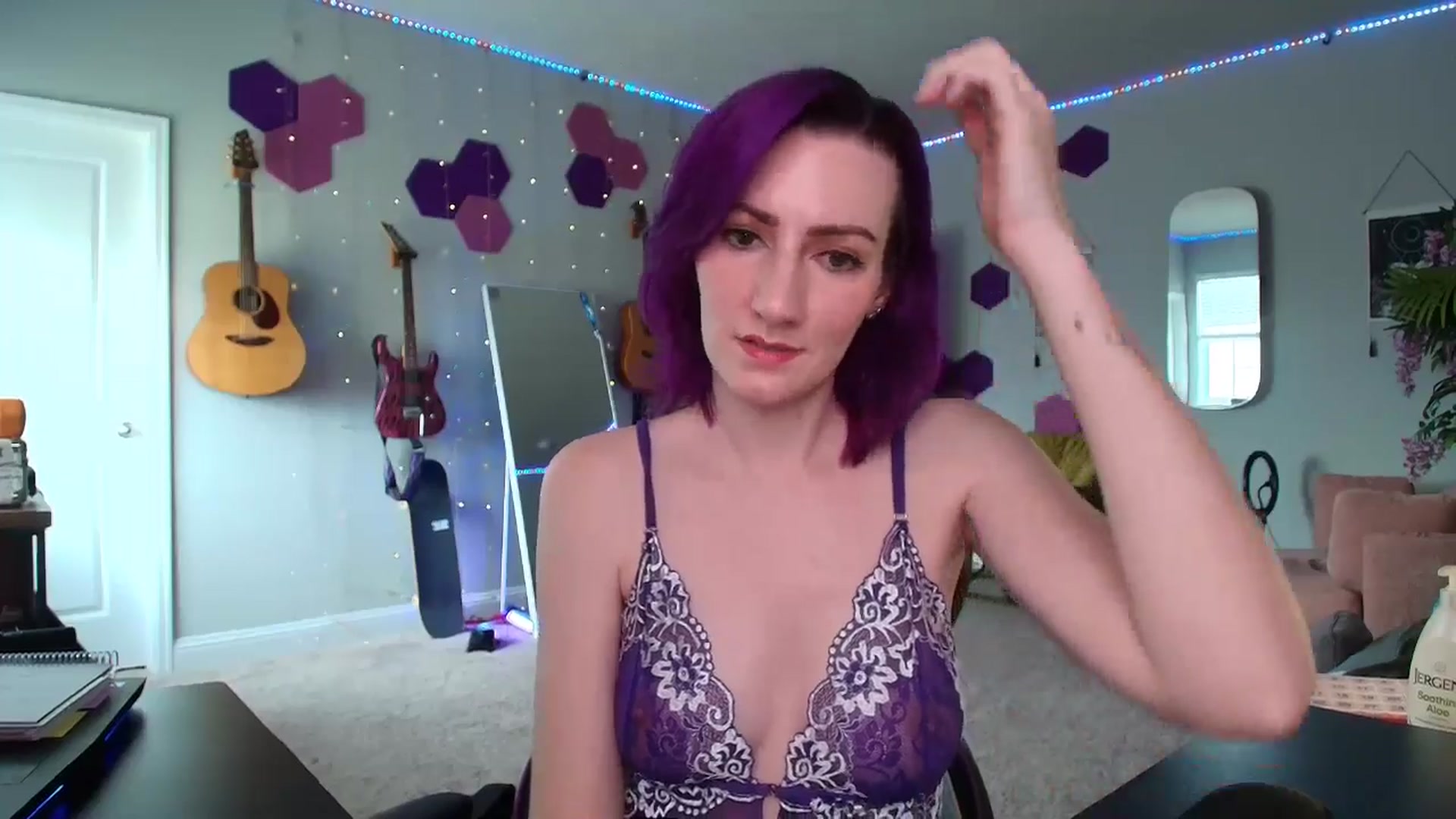 Gallery image thumbnail from MeredithBae's myfreecams stream on, 06/11/2025, 21:33 image 15 of 20