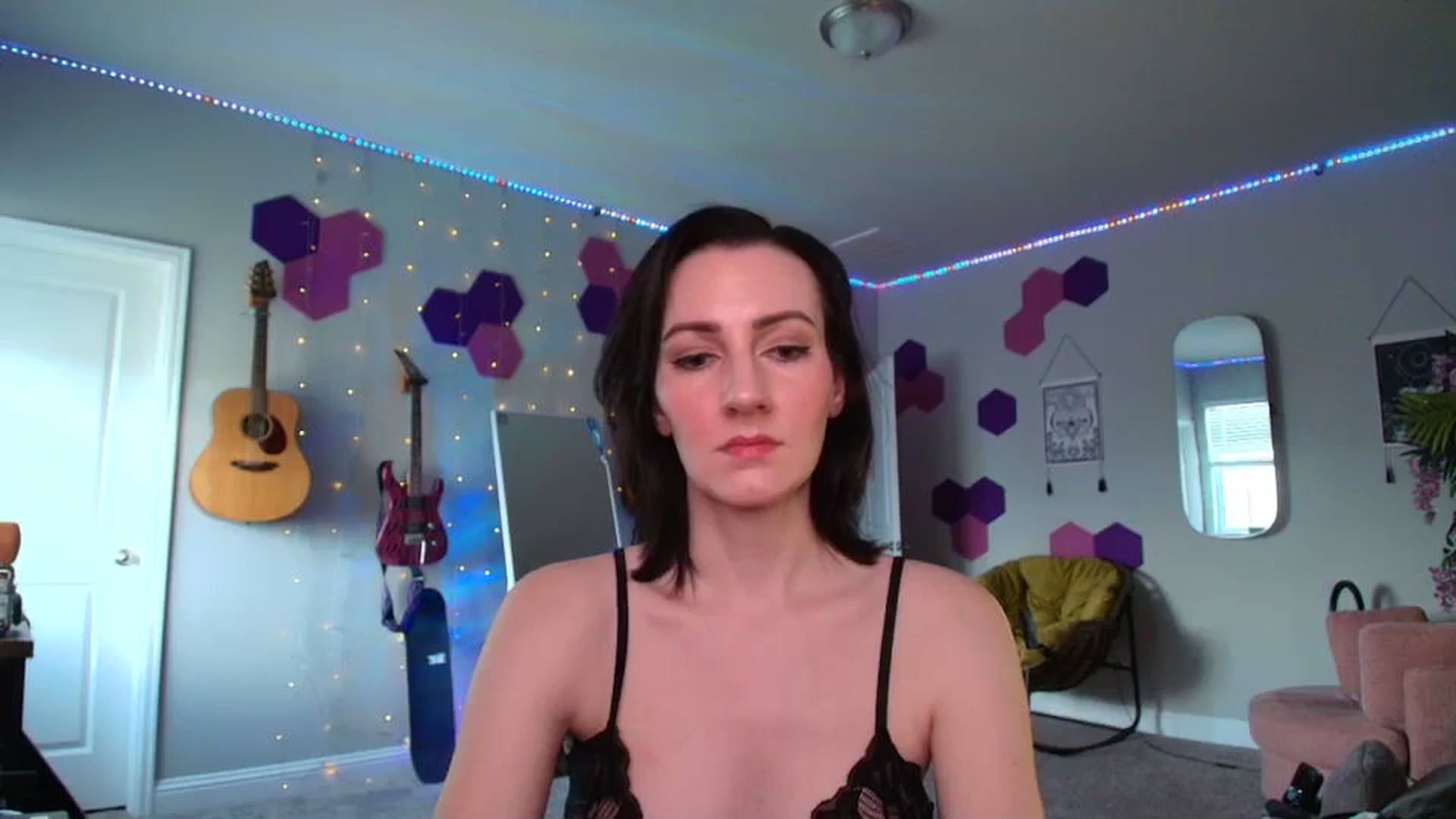Gallery image thumbnail from MeredithBae's myfreecams stream on, 06/17/2025, 22:03 image 15 of 20