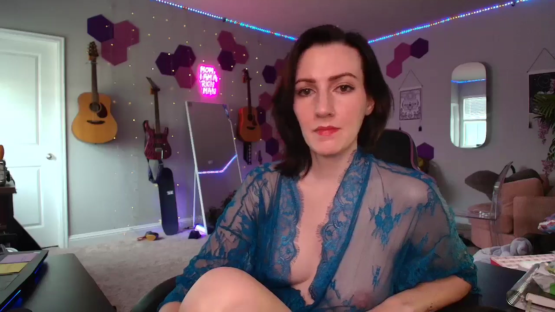 Gallery image thumbnail from MeredithBae's myfreecams stream on, 06/26/2025, 20:17 image 10 of 20