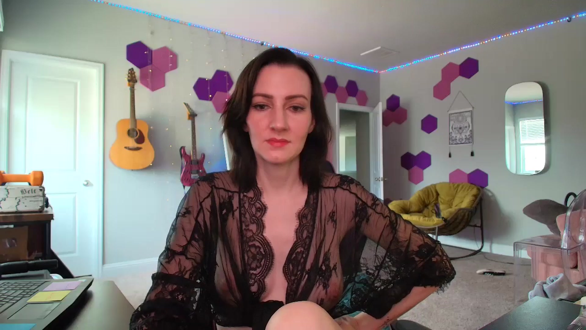 Gallery image thumbnail from MeredithBae's myfreecams stream on, 06/27/2025, 20:02 image 15 of 20