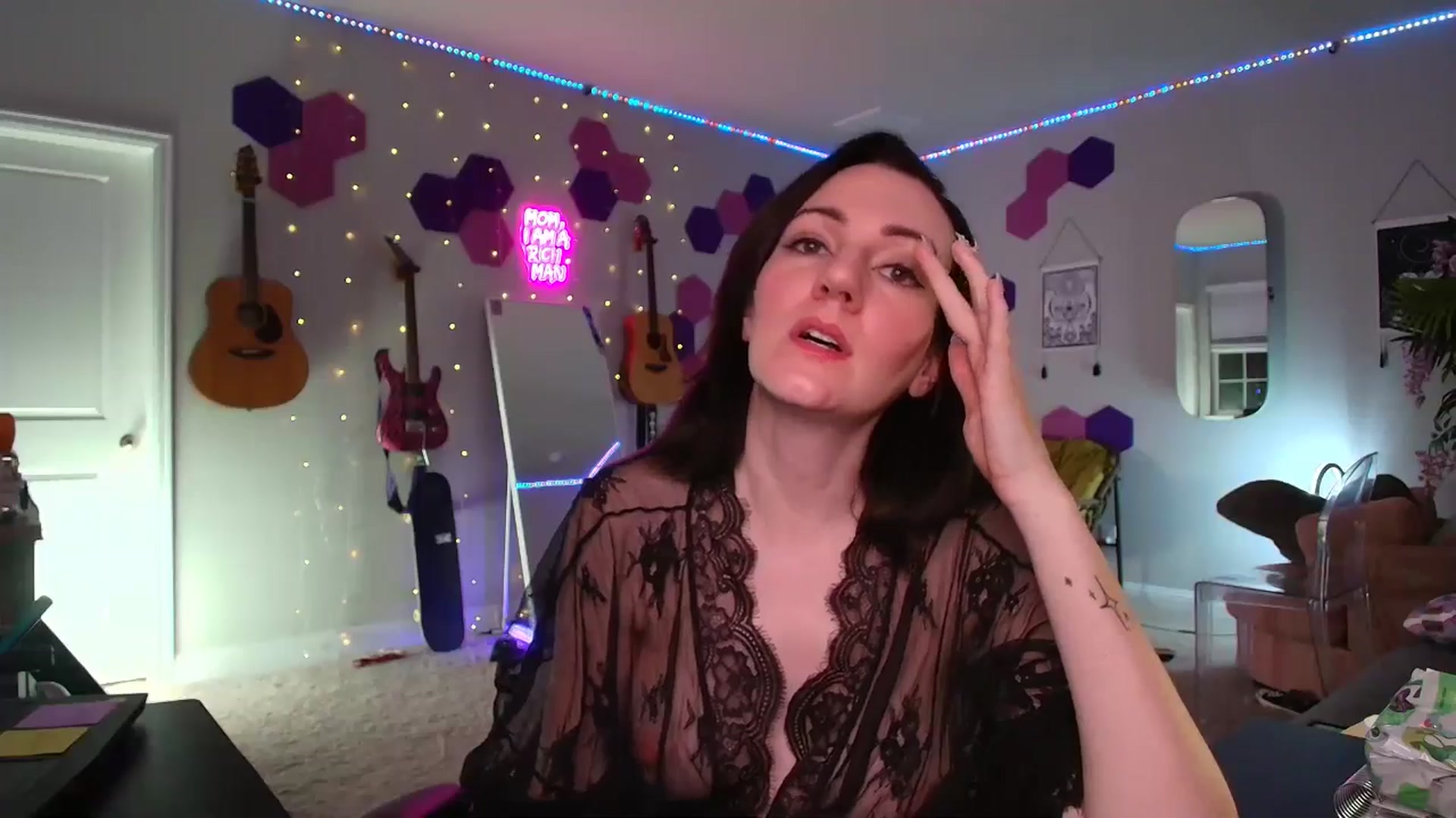 Gallery image thumbnail from MeredithBae's myfreecams stream on, 06/28/2025, 05:57 image 13 of 20